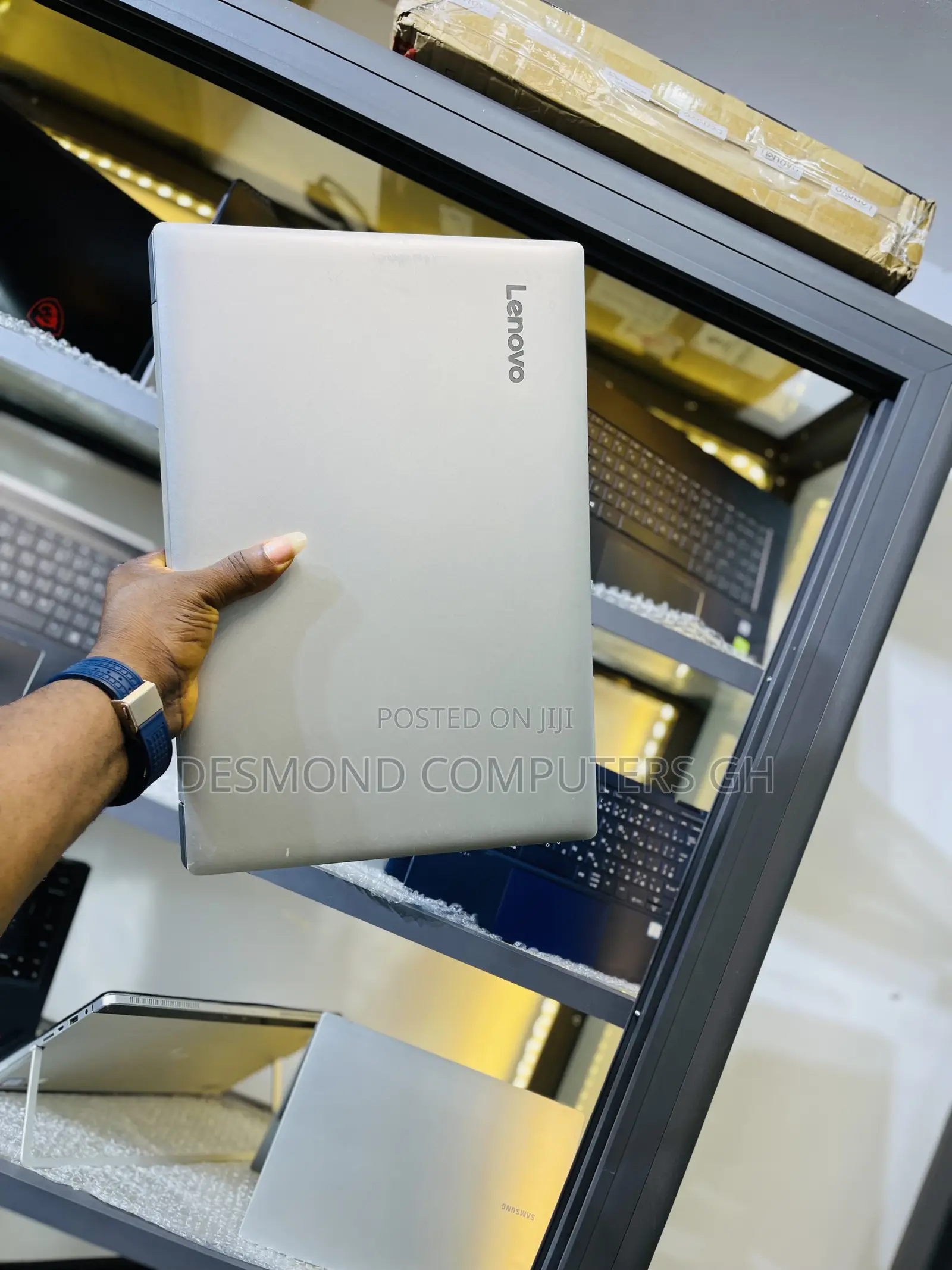 Laptop Lenovo IdeaPad 320 4GB AMD A10 HDD 160GB