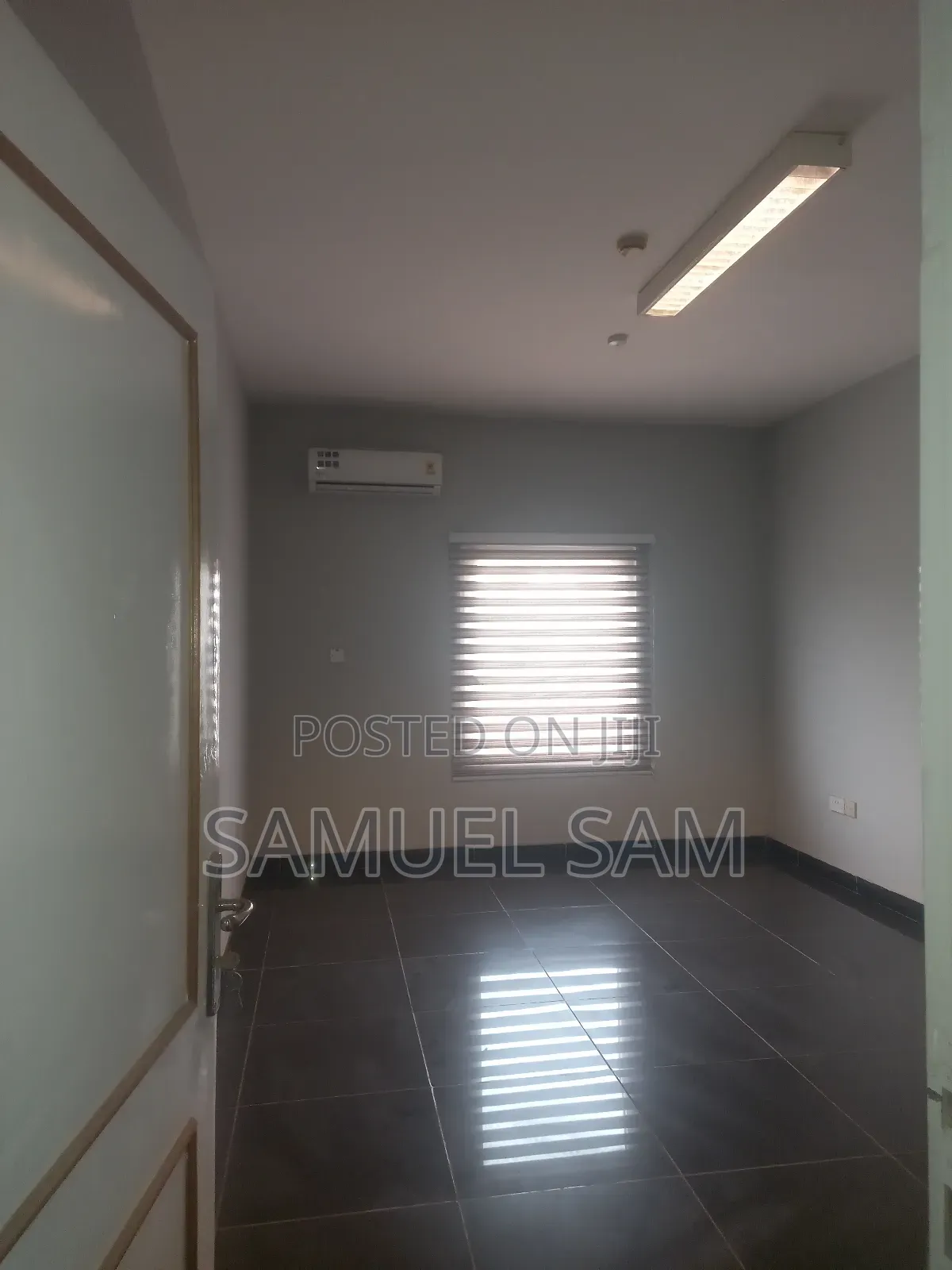 Offices for Rent at Tema.