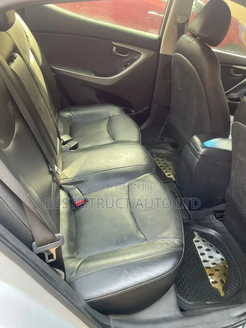 Hyundai Elantra Limited Sedan FWD (1.8L 4cyl 6A) 2013 Gray