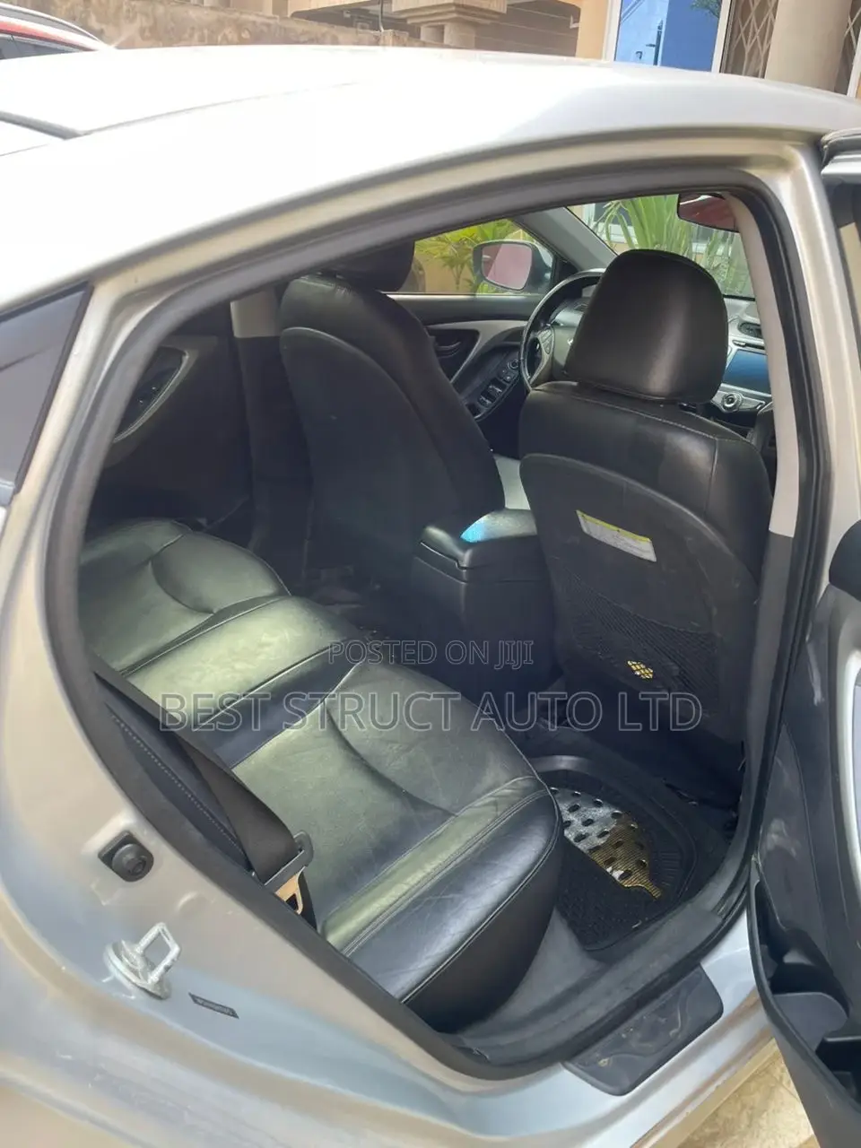 Hyundai Elantra Limited Sedan FWD (1.8L 4cyl 6A) 2013 Gray