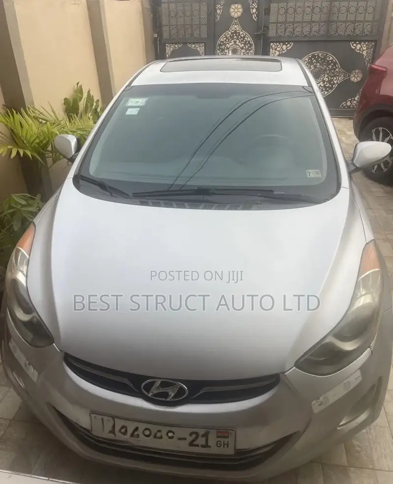Hyundai Elantra Limited Sedan FWD (1.8L 4cyl 6A) 2013 Gray