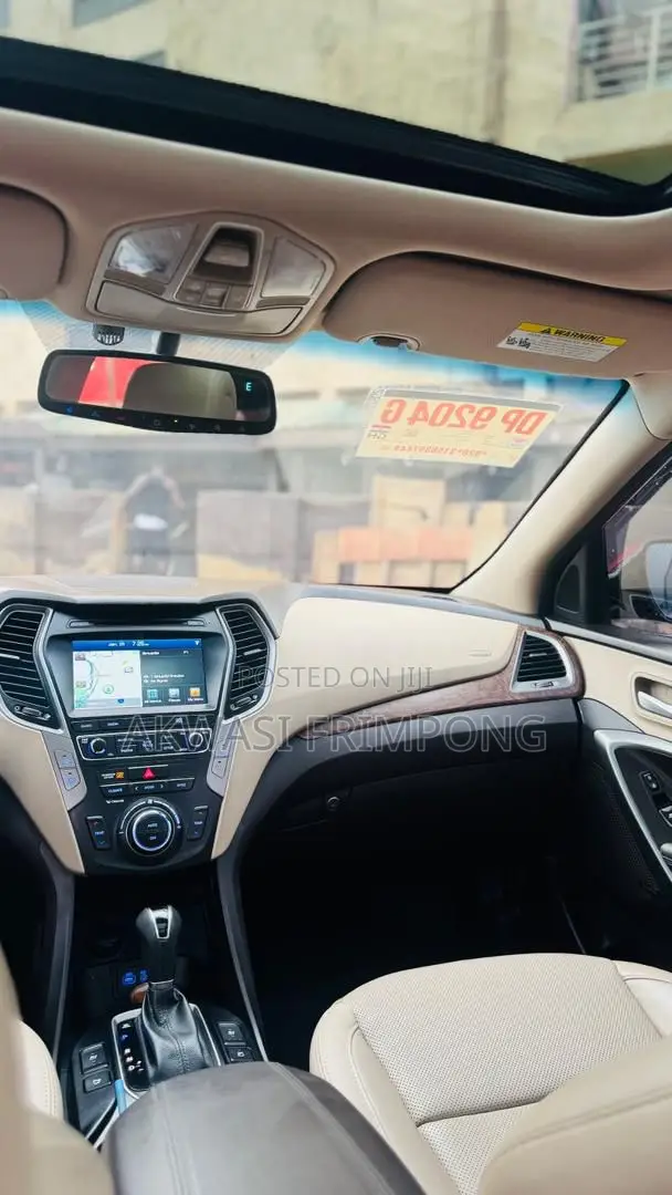 Hyundai Santa Fe SE Ultimate AWD 2018 Red