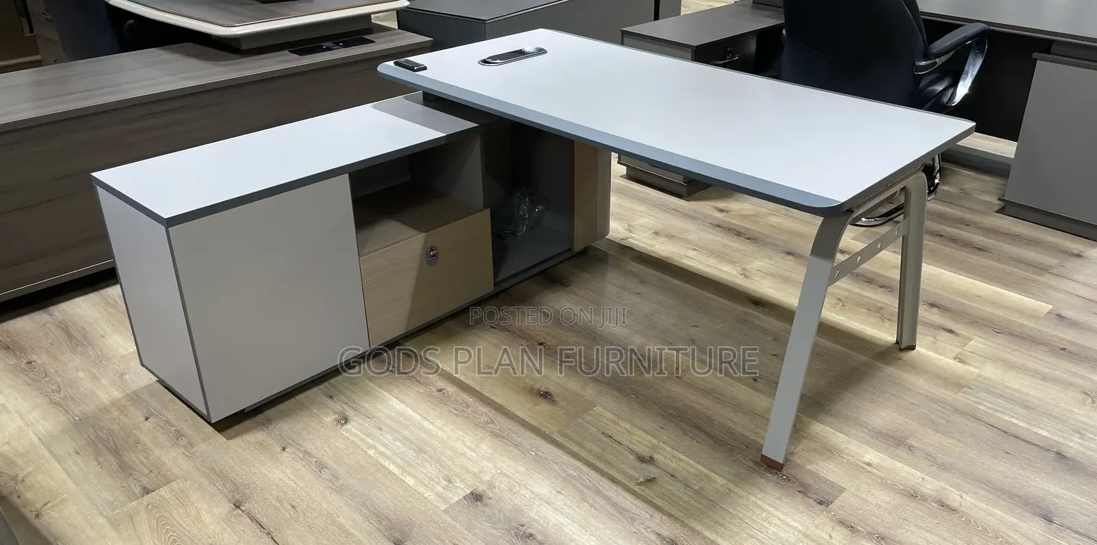 Modern Executive Office Desk