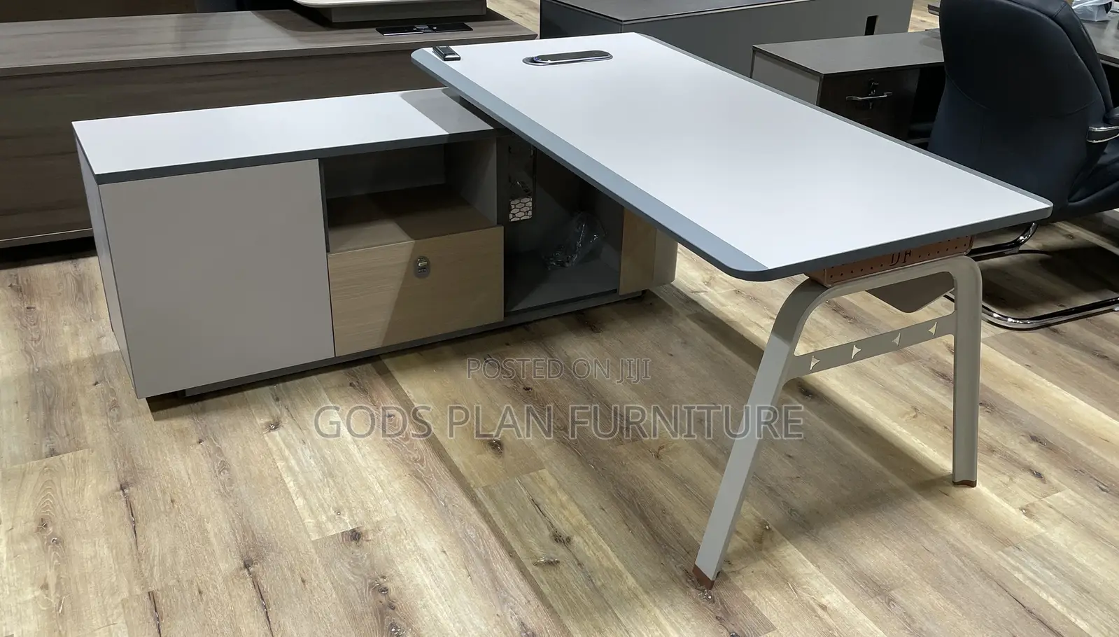 Modern Executive Office Desk