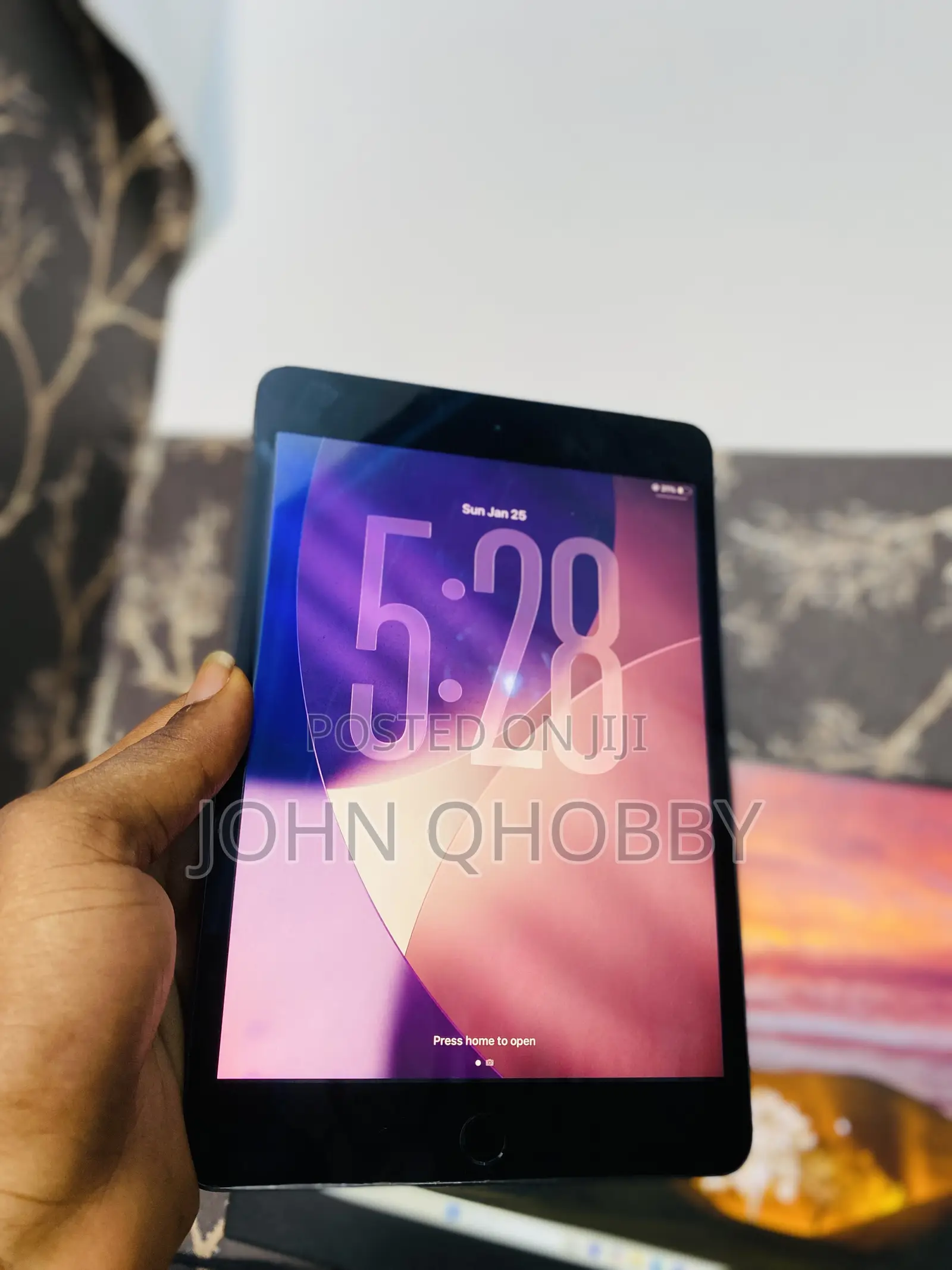 Apple iPad mini 5 64 GB Gray