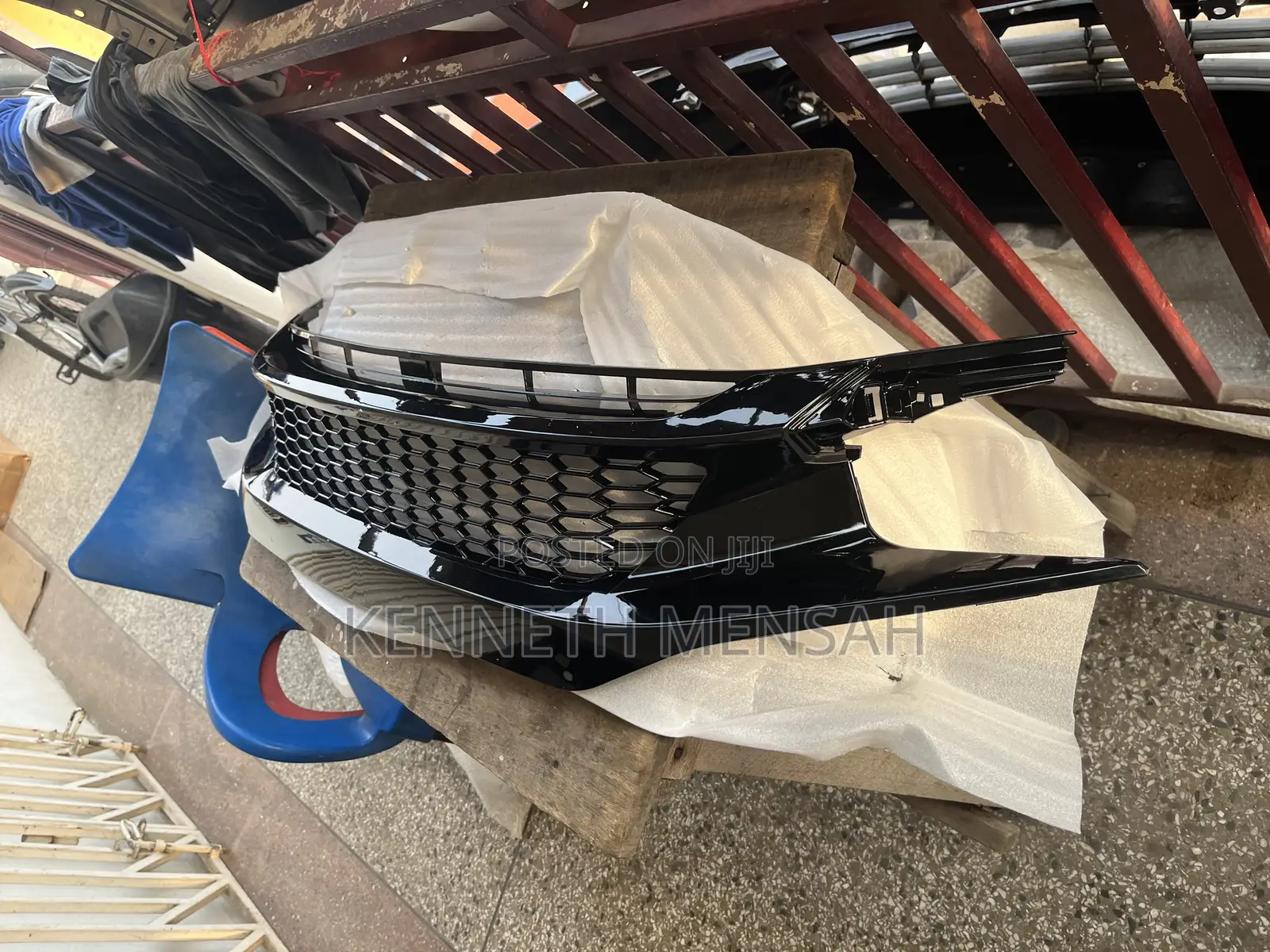 Honda Civic 2016-2021(Hatchback) Front Grill