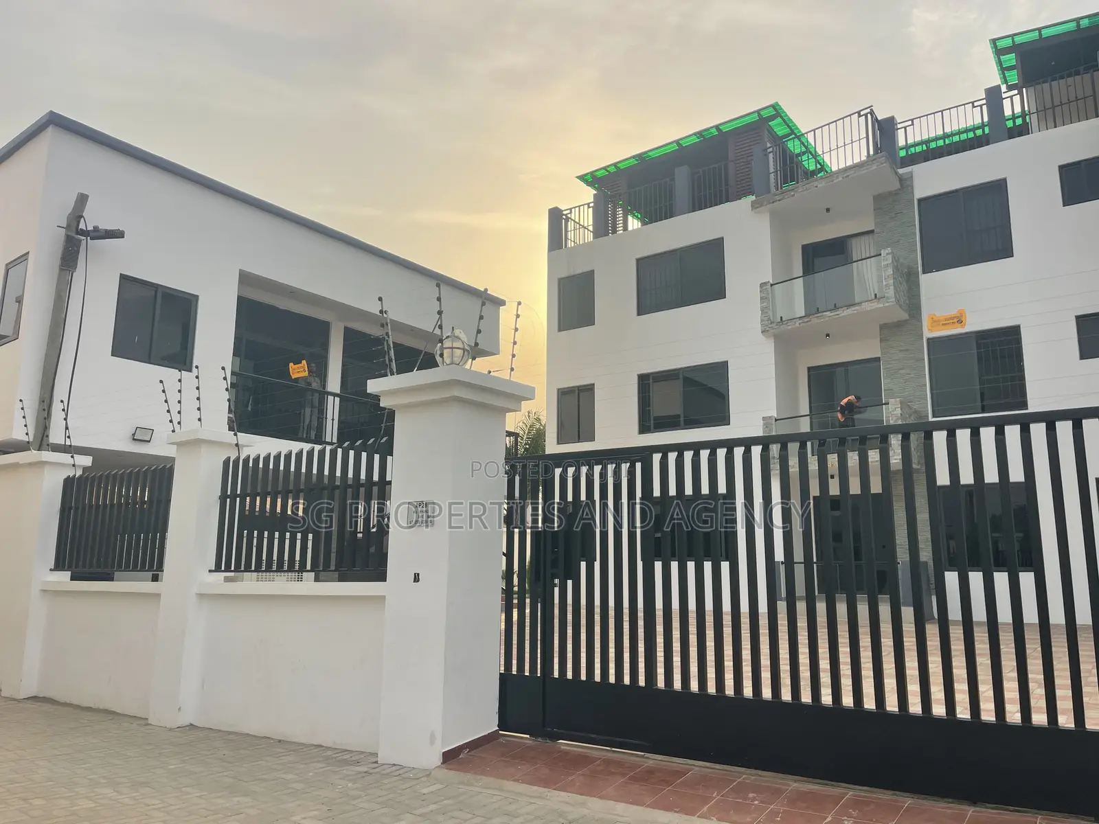 3bdrm Apartment in Coastal, Coca Cola for rent