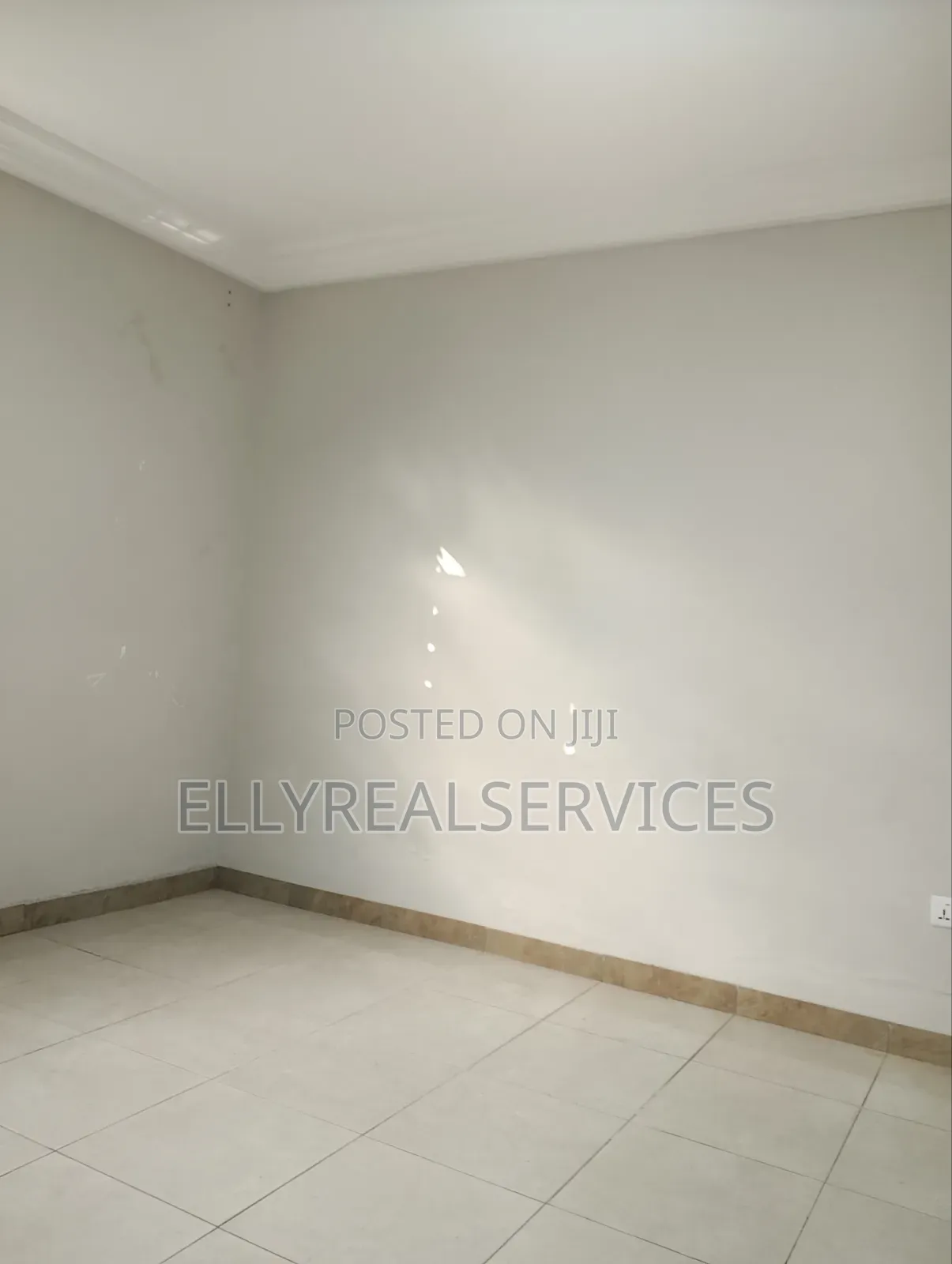 1bdrm Apartment in Ellyrealservices, Adenta for rent