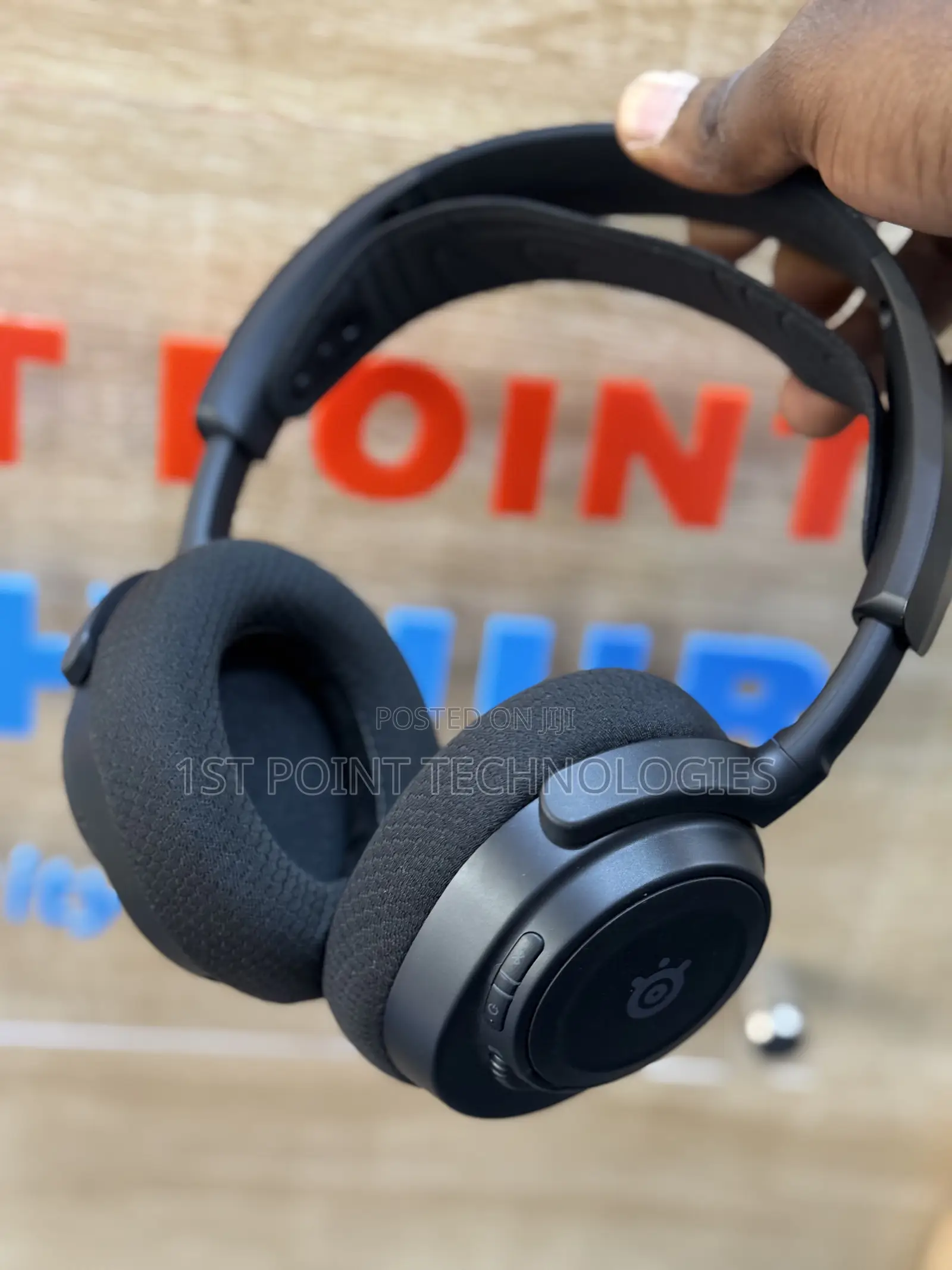 Stealthseries Arctis Nova 7