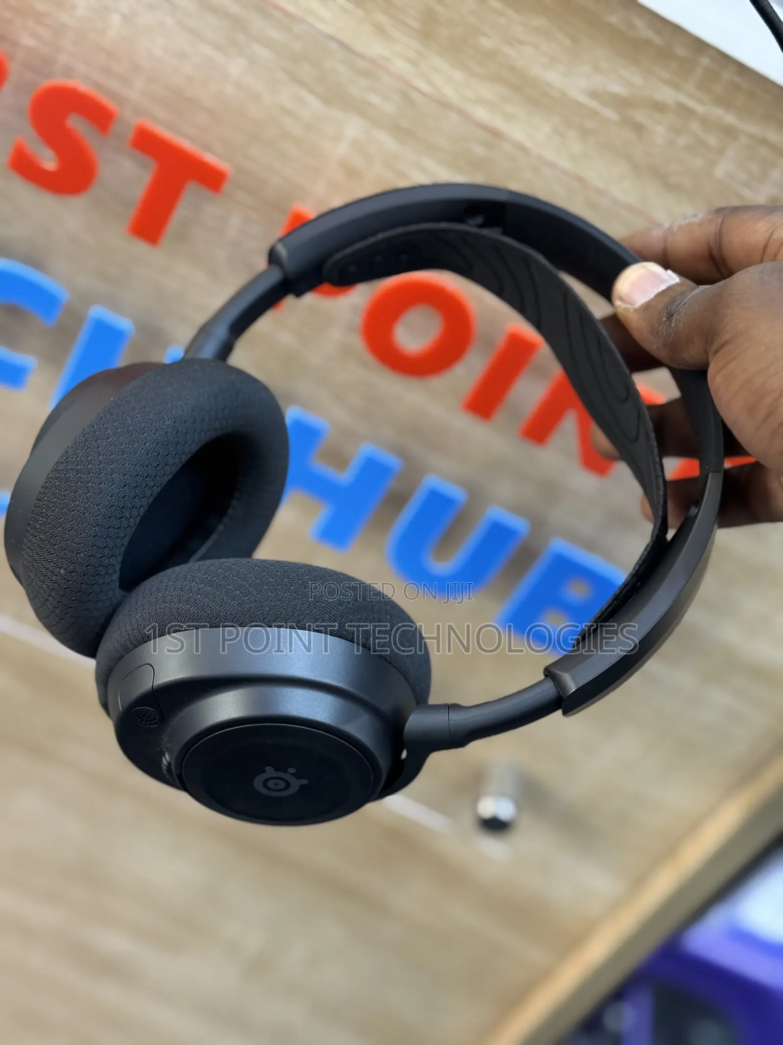 Stealthseries Arctis Nova 7