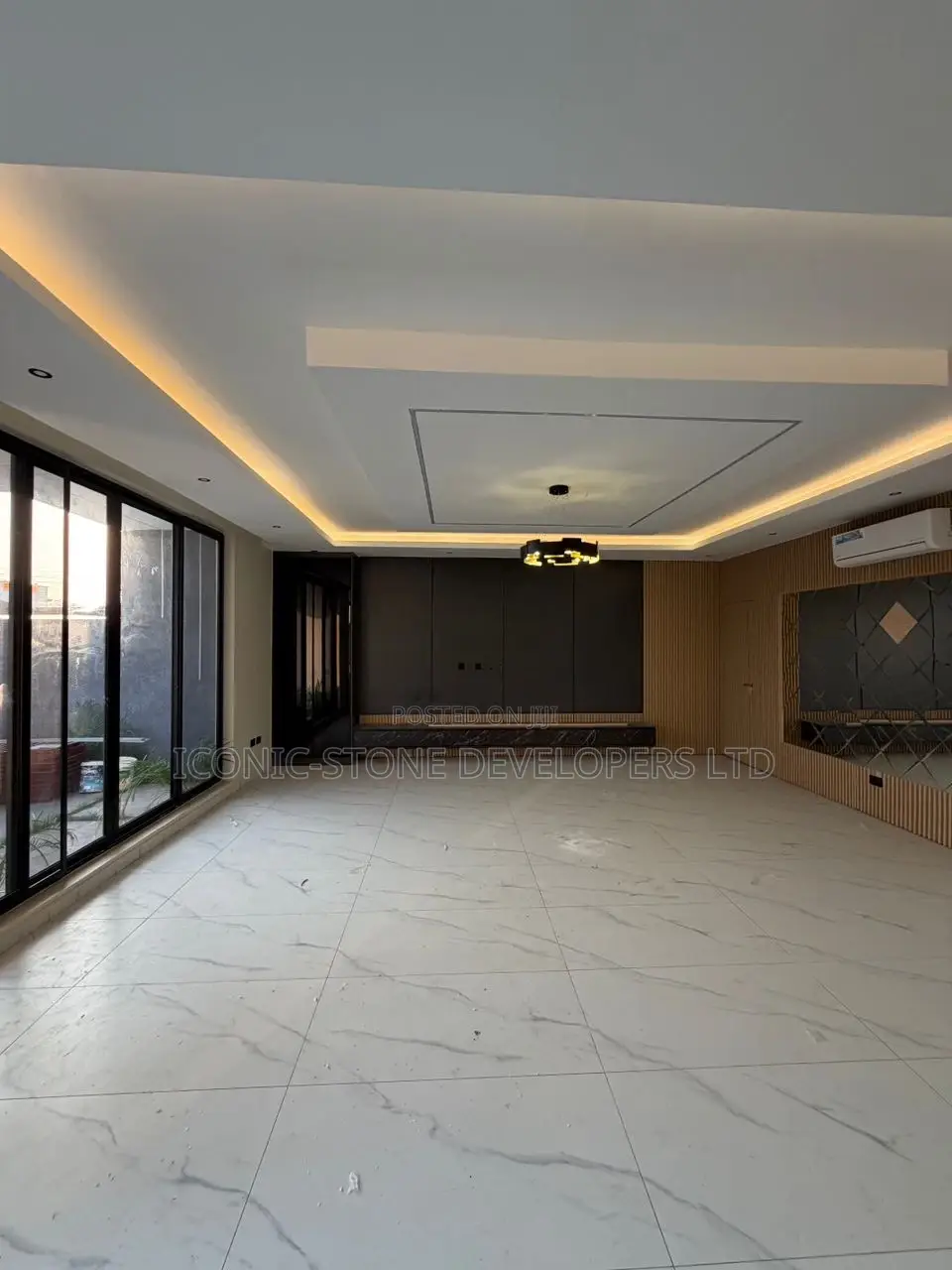 4bdrm House in American House., East Legon for sale
