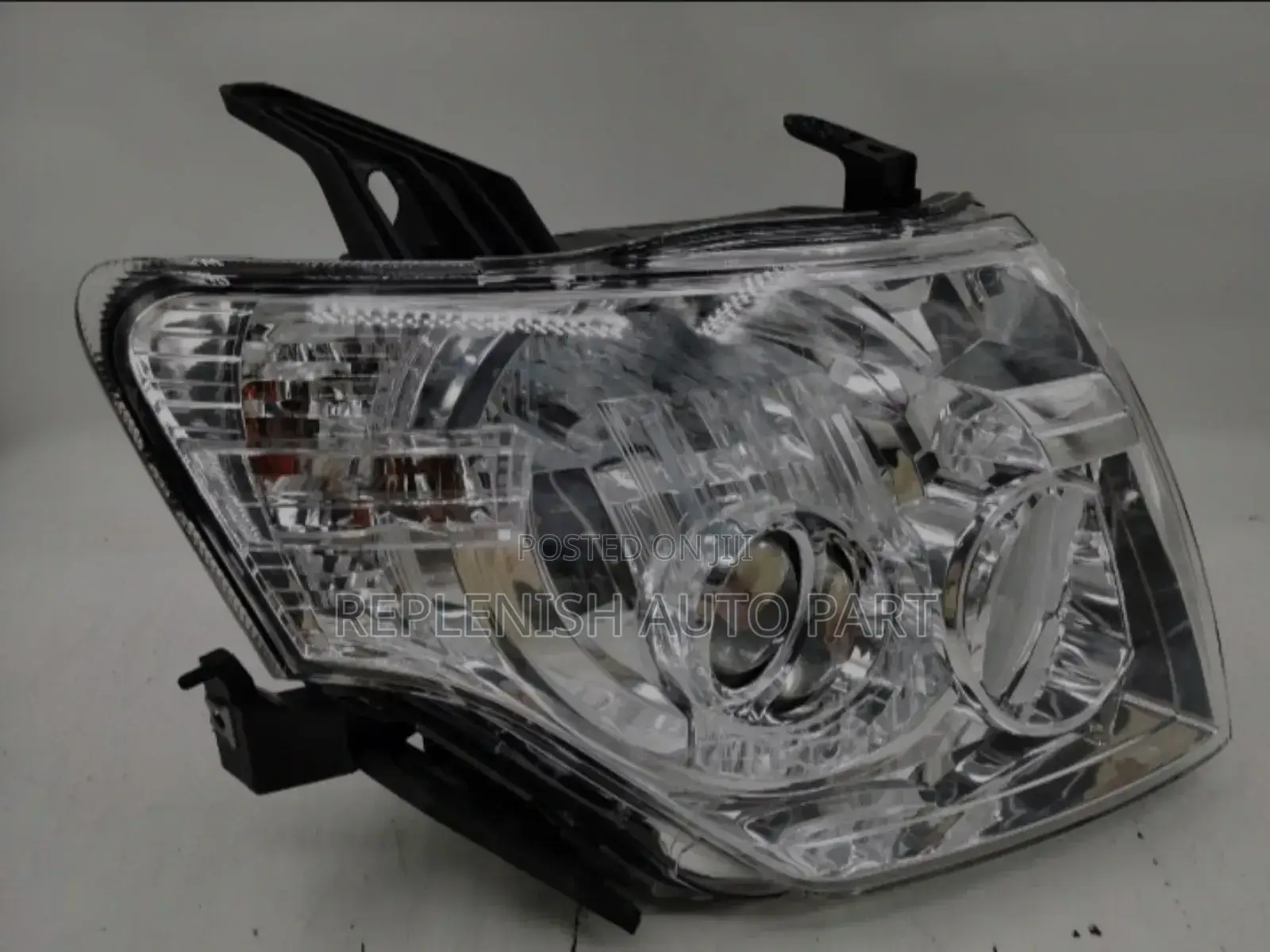 Head Light for Mitsubishi Pajero 2012-2020