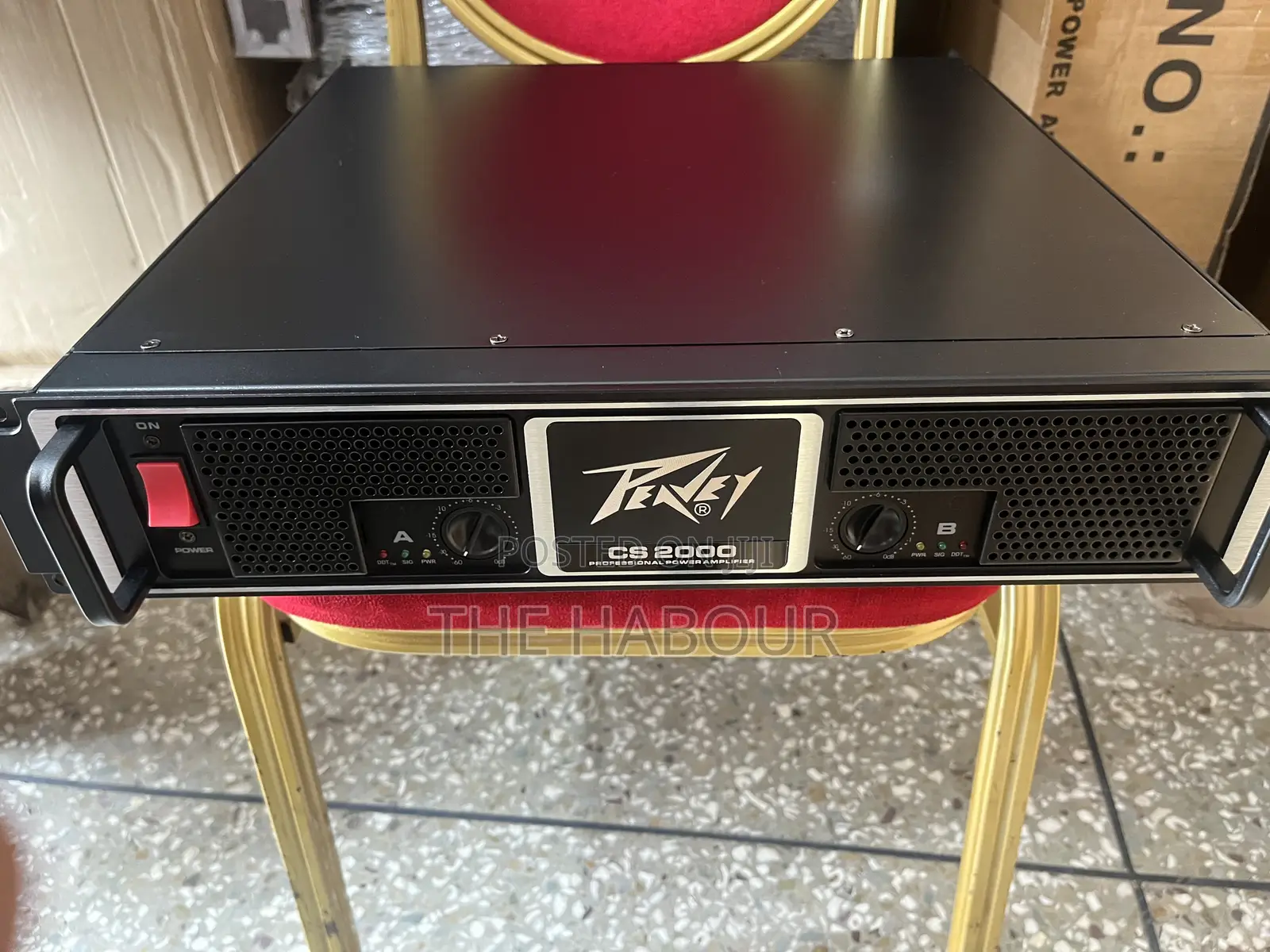 Peavey Cs2000 Powered Amplfier