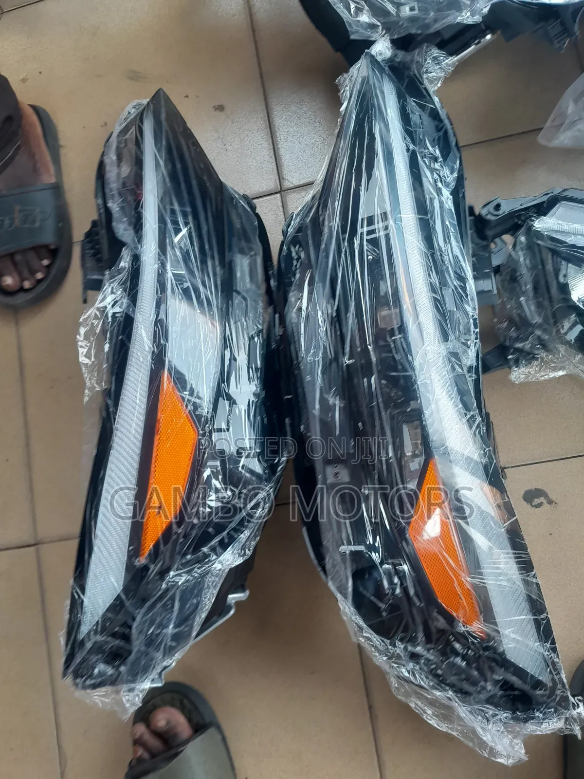 Hyundai Elantra 2025 Headlight Pair