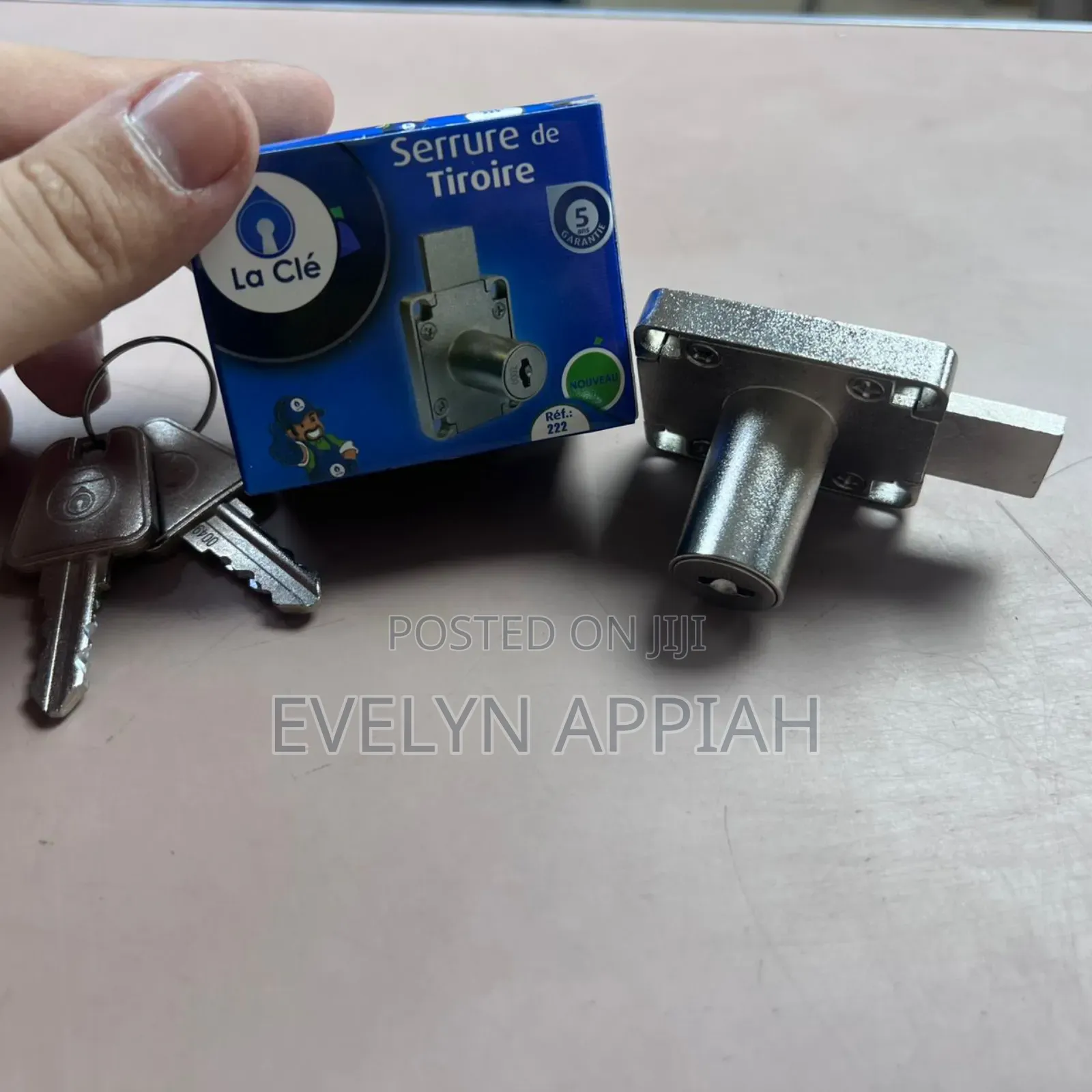 La Clé Drawer Lock