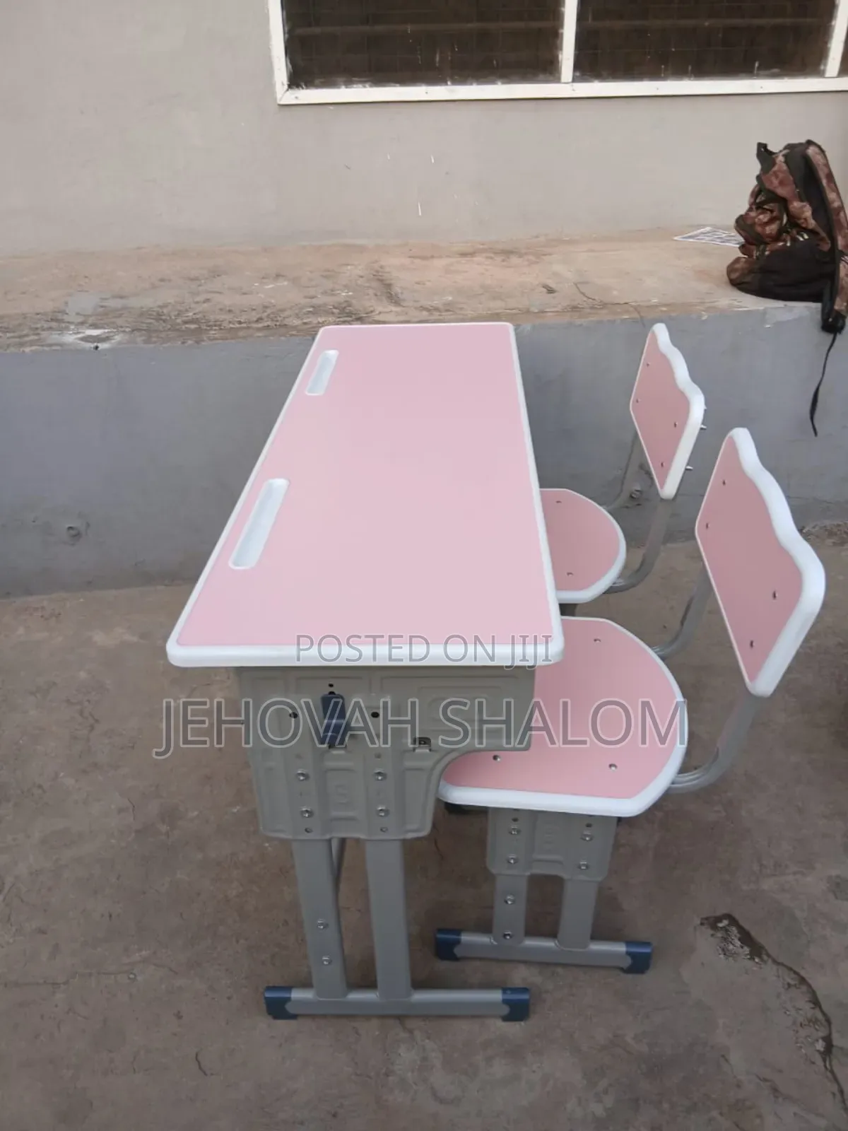 Table and Chairs Free Delivery