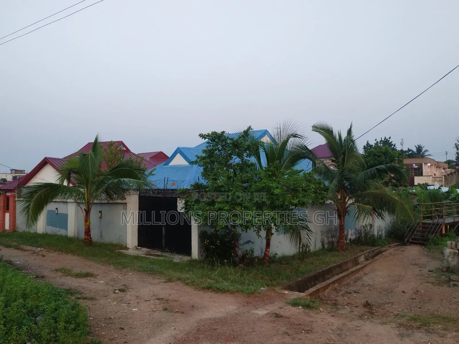 4bdrm House in Millions Properties, Kumasi Metropolitan for sale