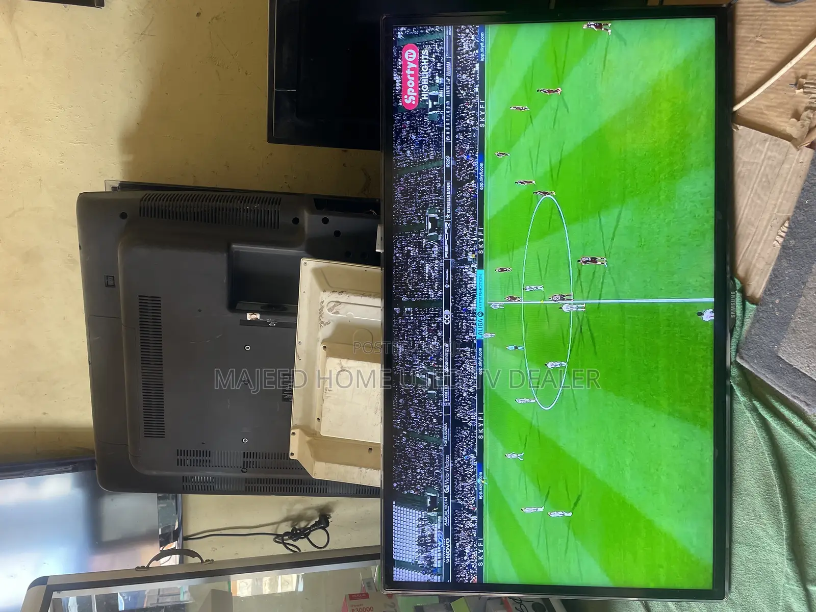 42inches Samsung Smart Tv
