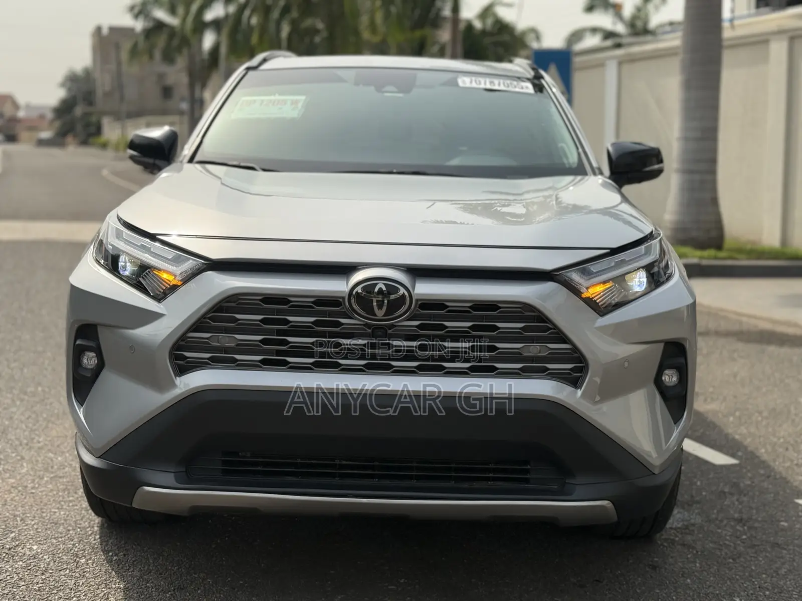 Toyota RAV4 Limited AWD 2024 Silver