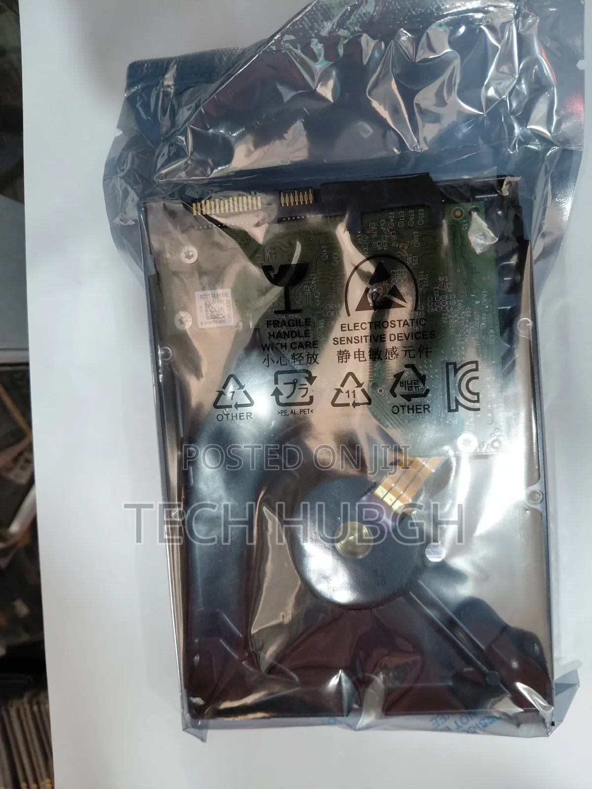 Original Western Digital 2tb Sata 6gb/S Sc Ha520