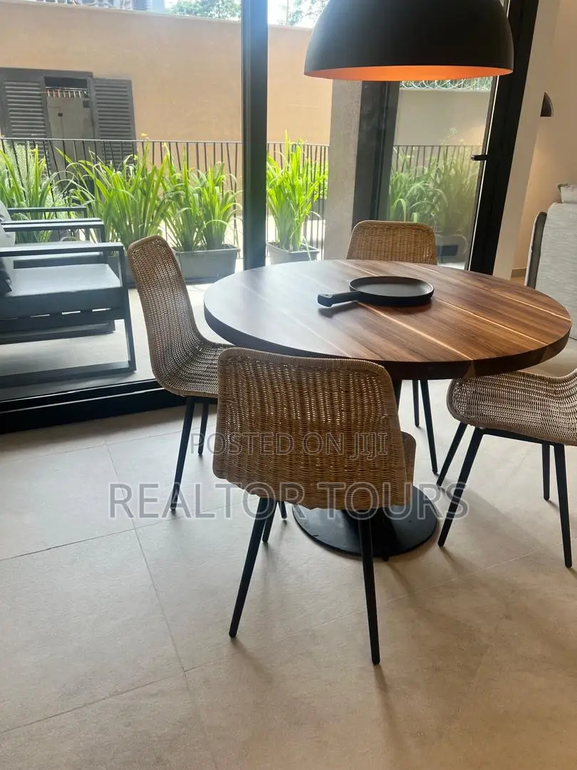 Furnished 3bdrm Apartment in Airport Residential Area for rent