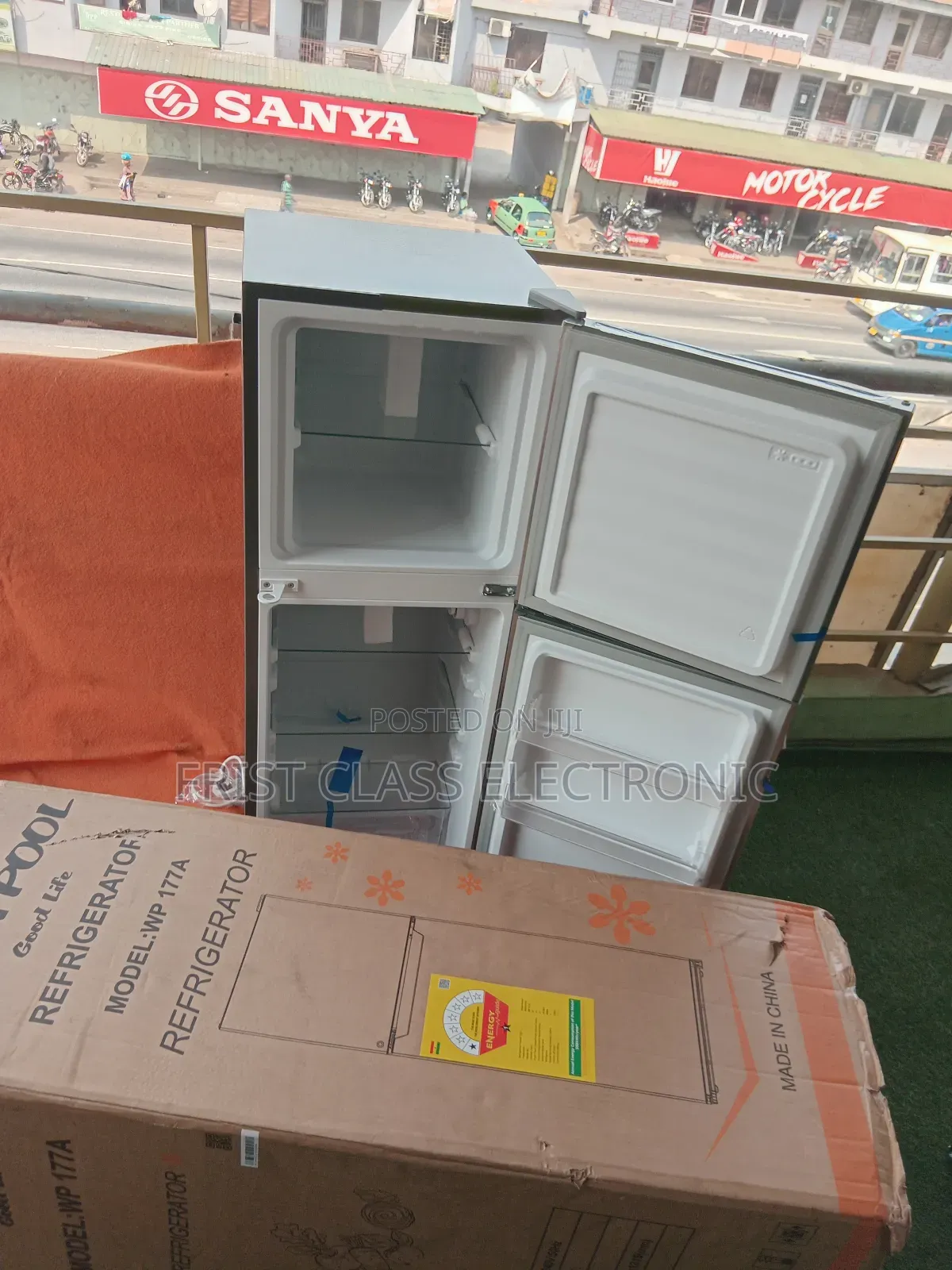 Westpool Fridge Freezer 177l Westpool Fridge Enjoy Greatness