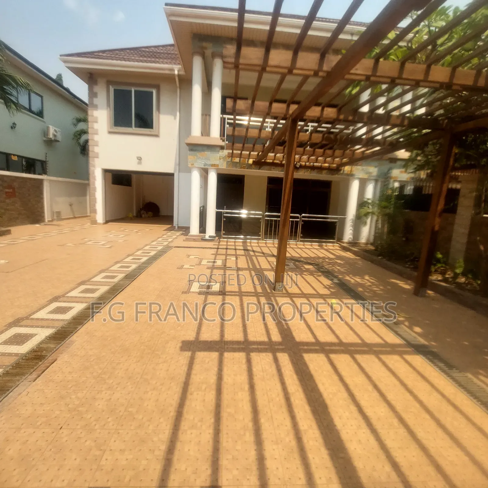 4bdrm House in Kg Franco Properties, Airport Residential Area for rent