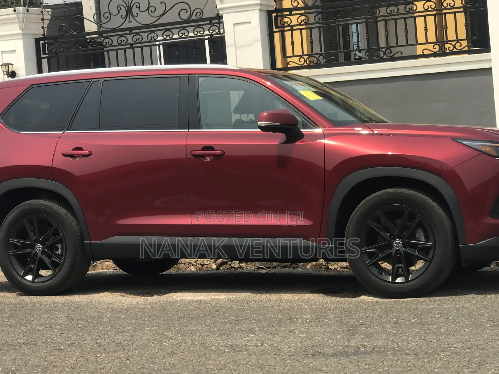 New Toyota Highlander Platinum AWD 2024 Red