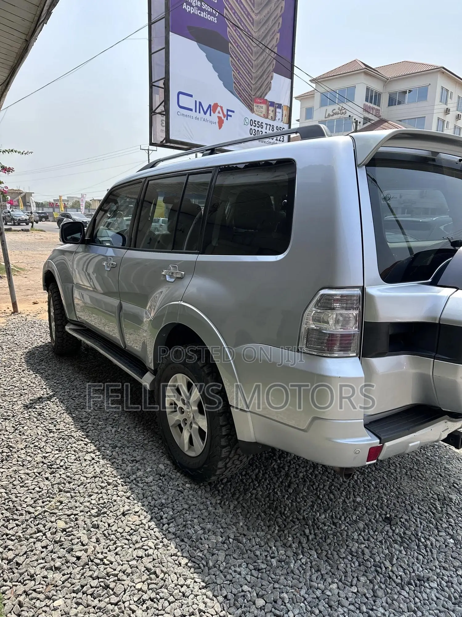 Mitsubishi Pajero V90 2.8 GLS/GLX 2017 Silver