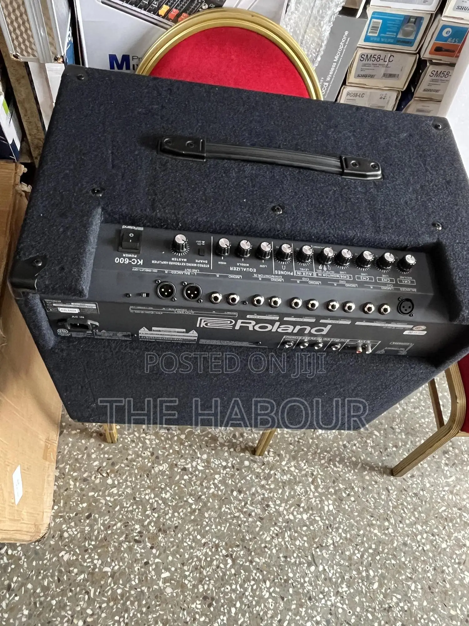 Roland Kc-550 Keyboard Combo