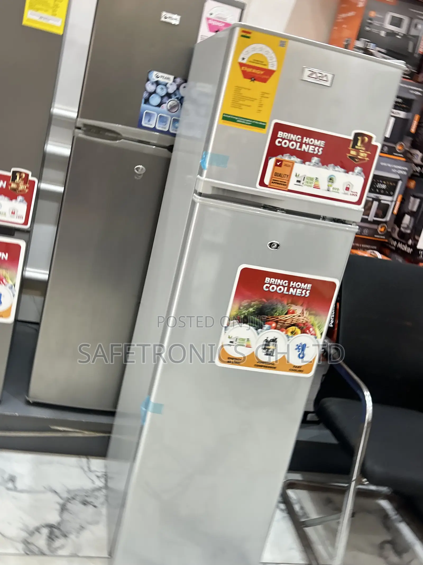 Try Out Lovely Doubledoor 166l Top Mount Zara-24tmf Fridge
