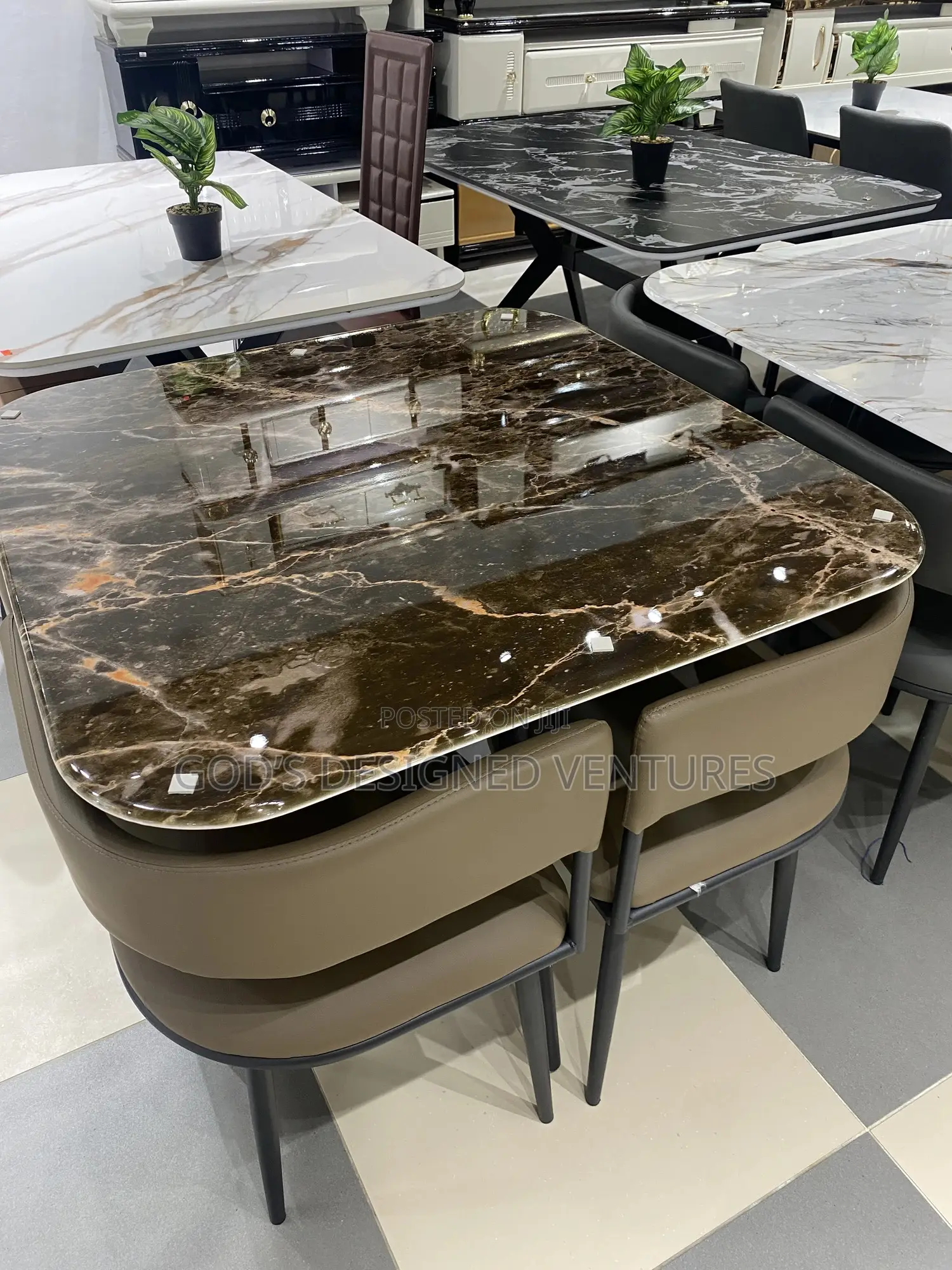 Luxurious 4seater Dining Set
