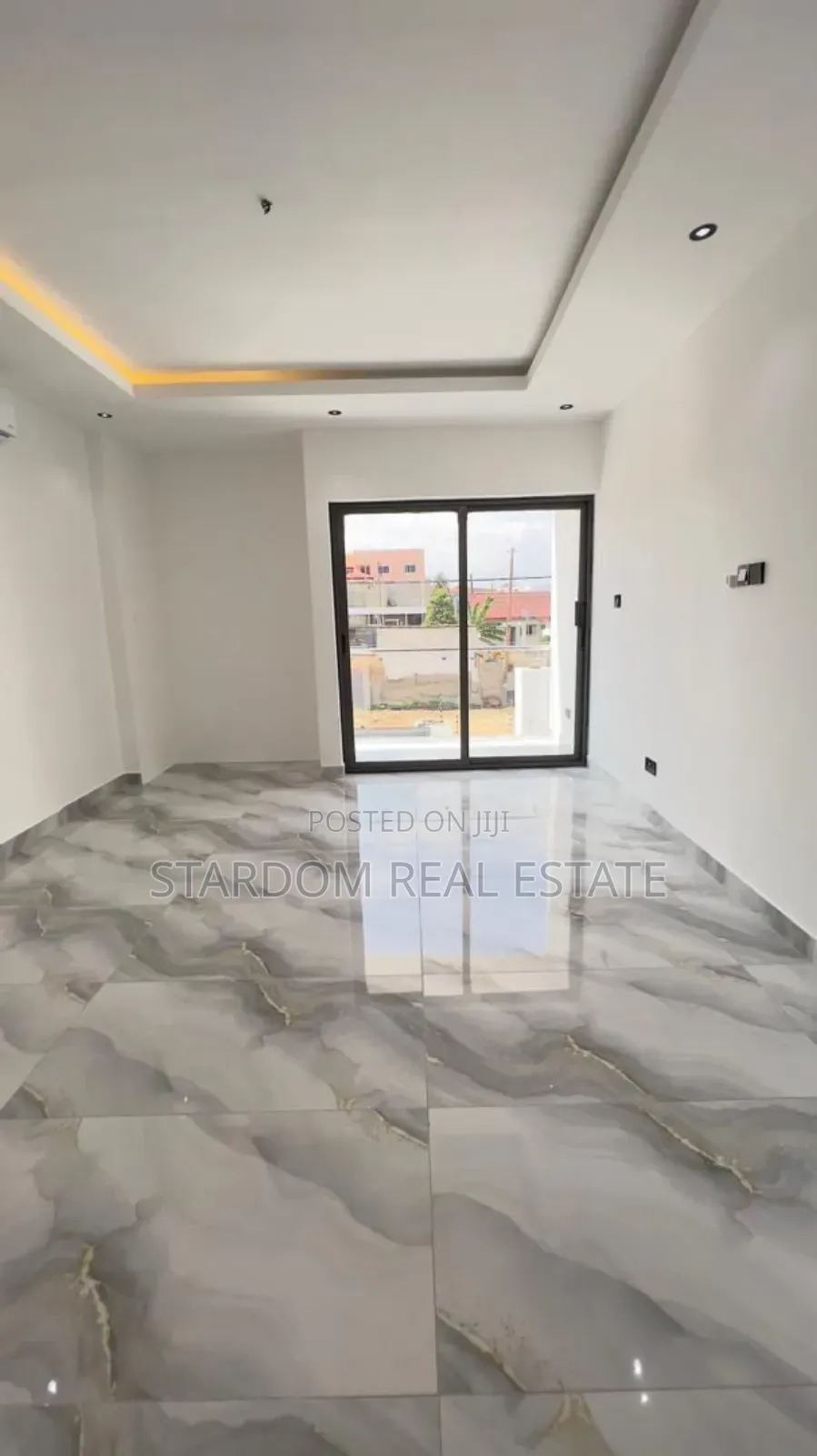 2bdrm Townhouse/Terrace in Nanakrom, Ashaley Botwe for sale