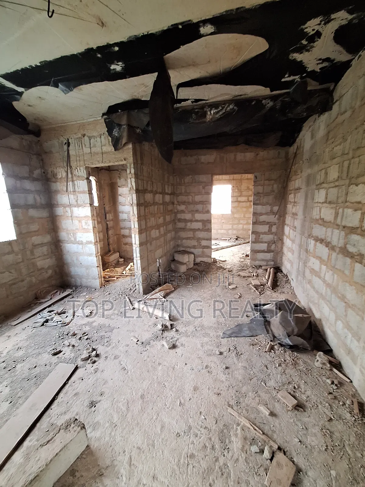 1bdrm Apartment in School Junction, Ashaley Botwe for sale