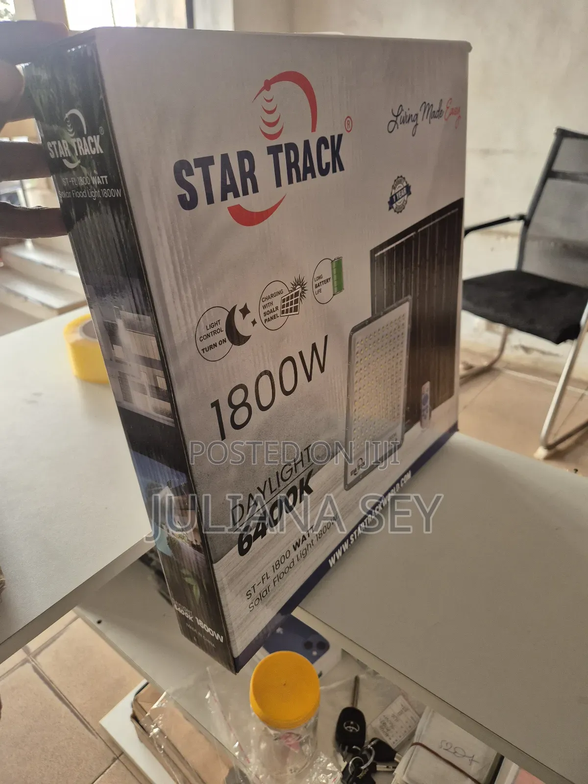 Solar Light 1800w for Homes and Offices