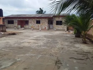 3bdrm House in Old Barrier for rent
