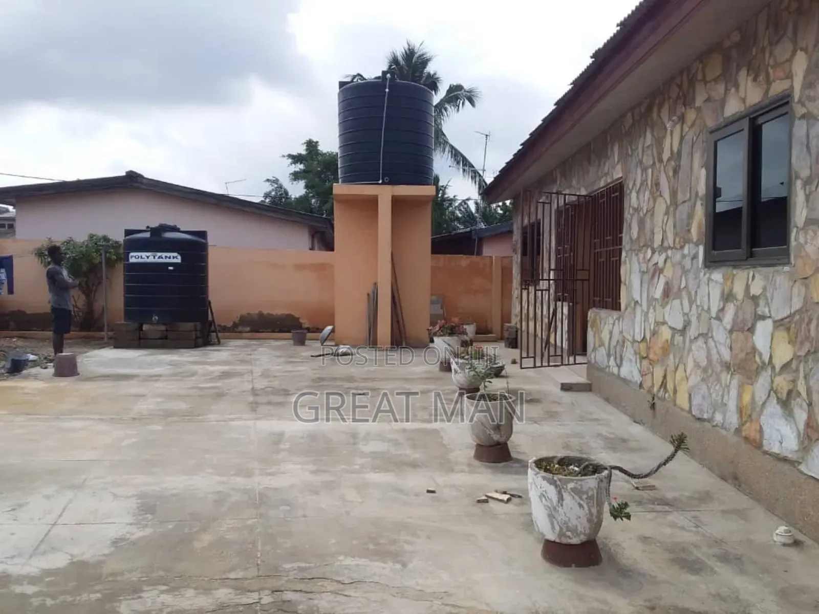 3bdrm House in Old Barrier for rent
