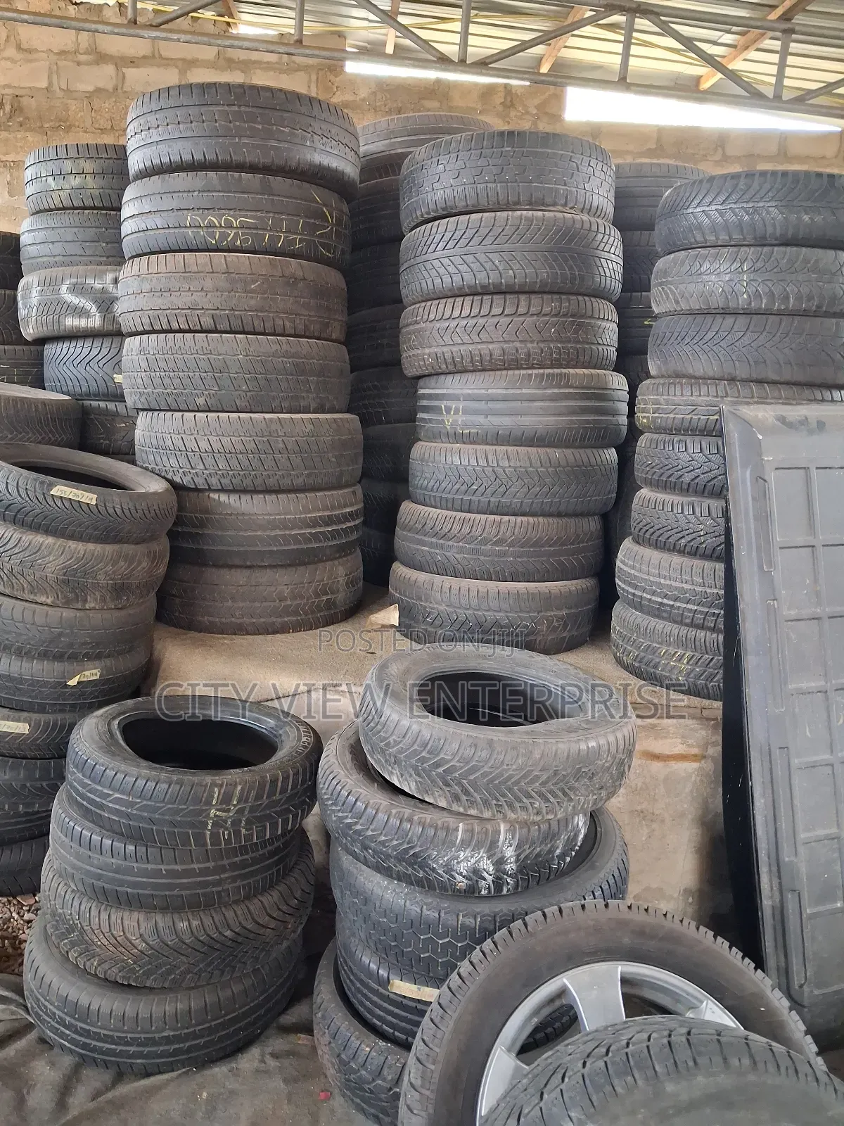 Car Tyres for Commercial and Private