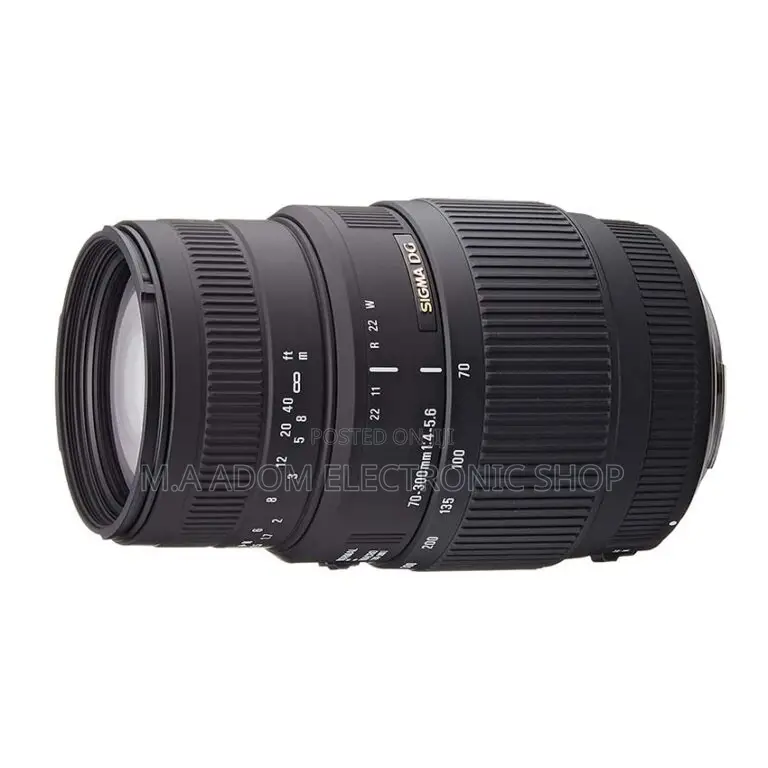 Sigma 70-300mm F4-5.6 Dg Macro Lens With Built in Motor Drive