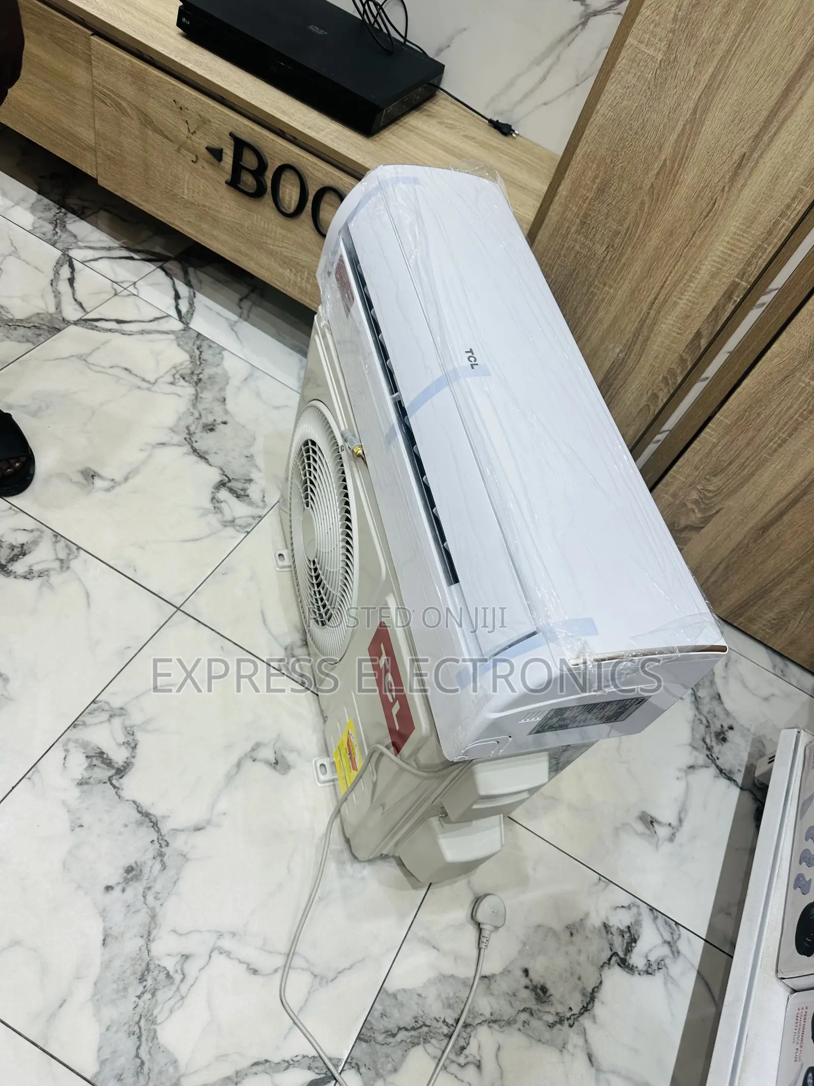 Rapid Cooling Spit Inverter TCL 2.5hp Air Conditioner