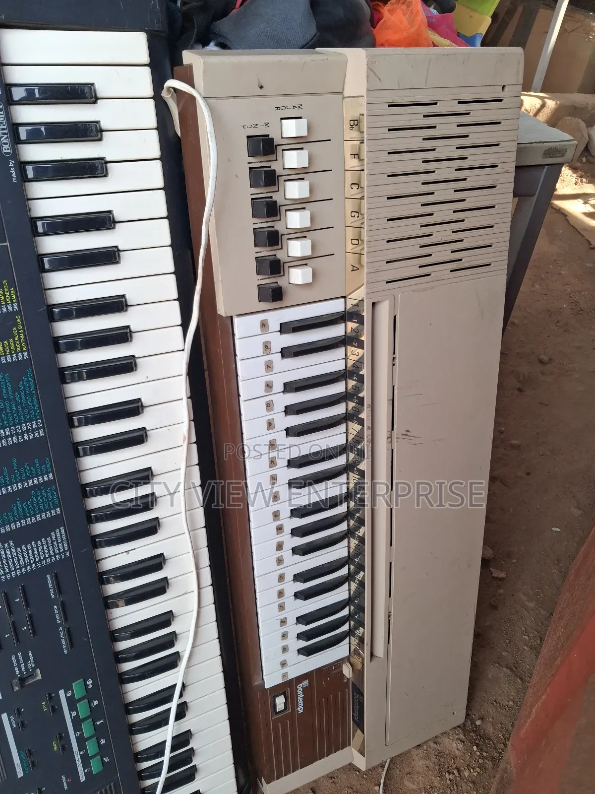 Electric Organ