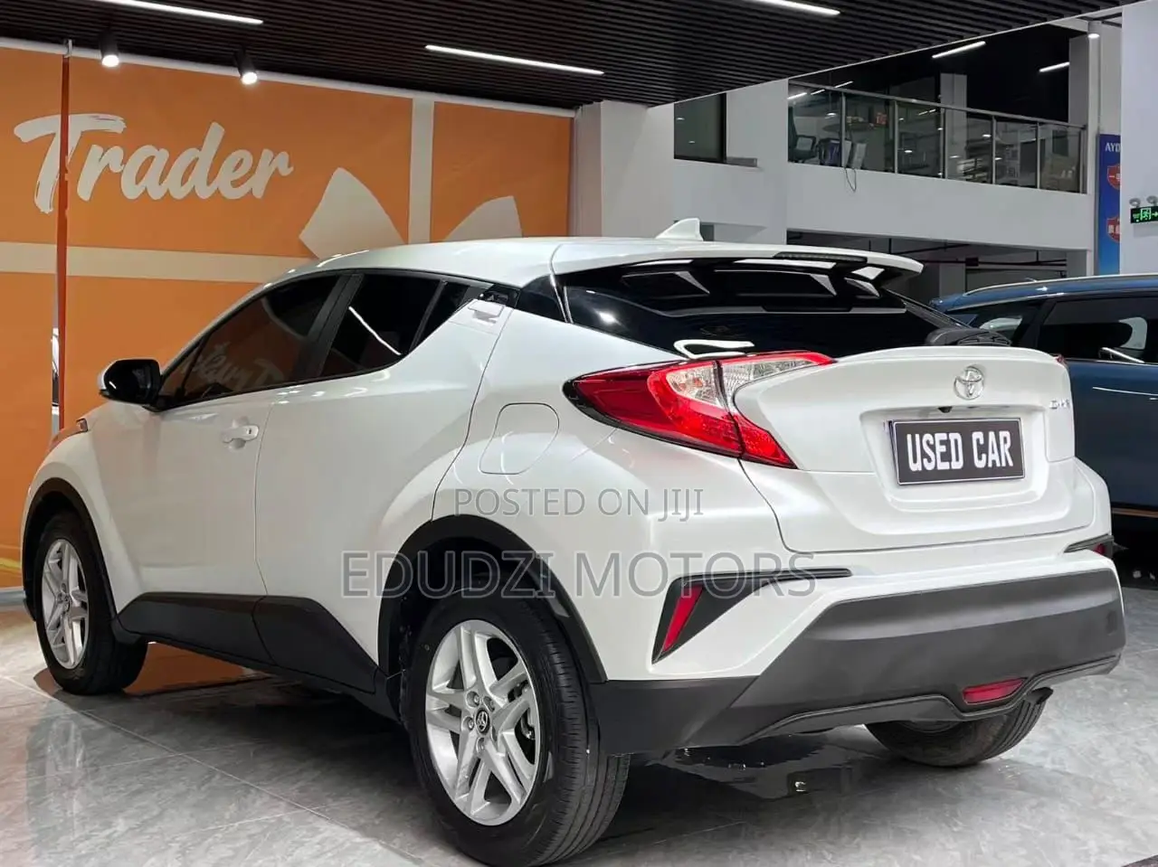 Toyota C-HR Limited 2022 White