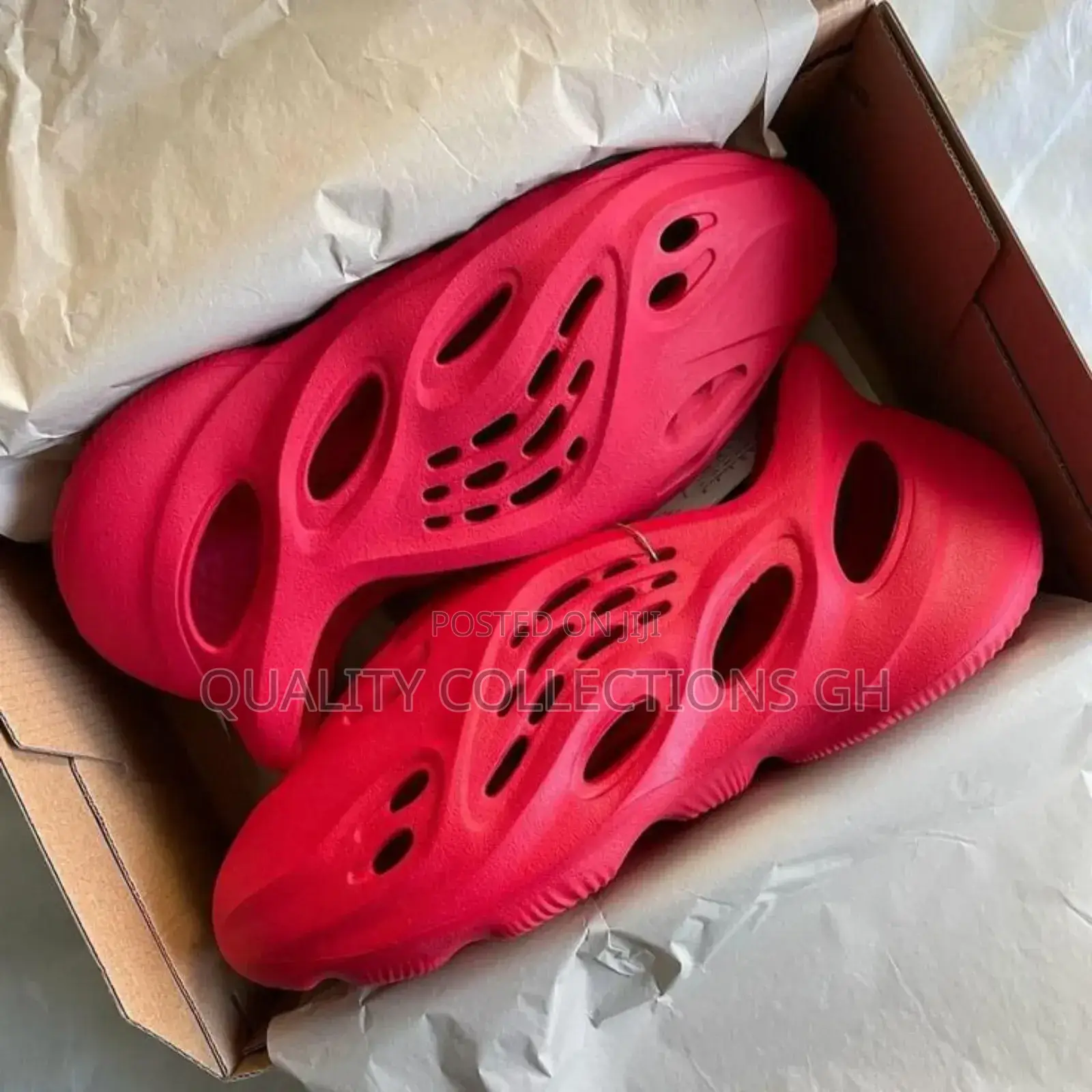 Yeezy Foam Runner Red