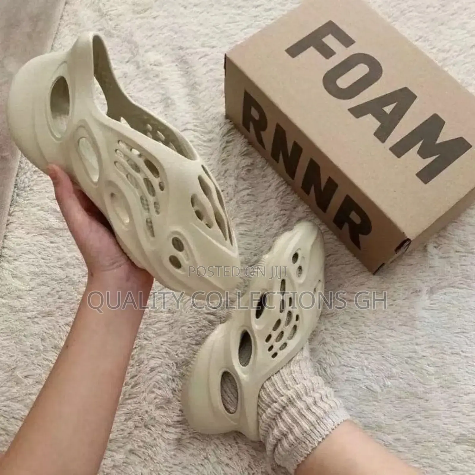 Yeezy Foam Runner Sand