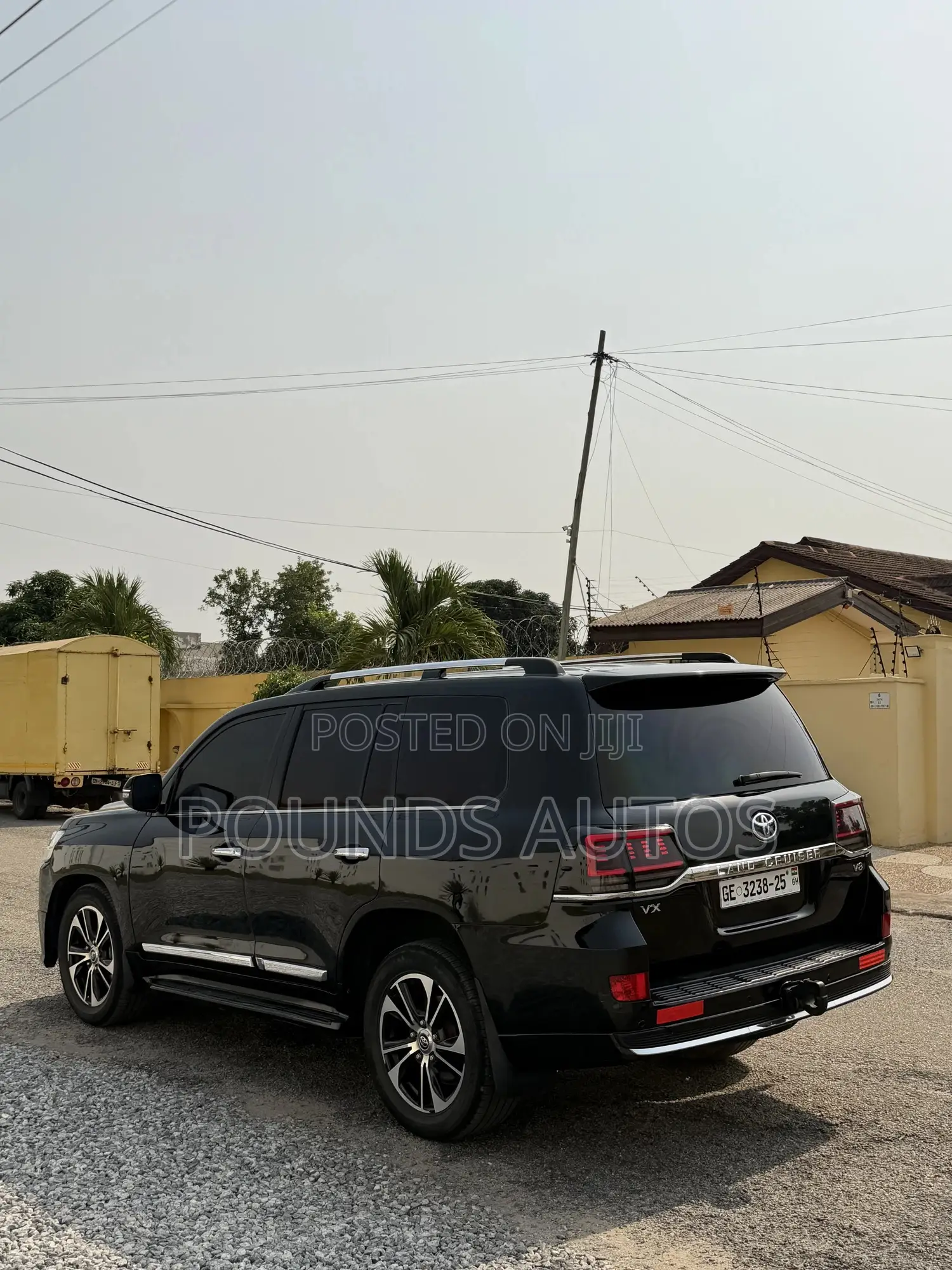Toyota Land Cruiser 5.7 V8 GXR 2017 Black