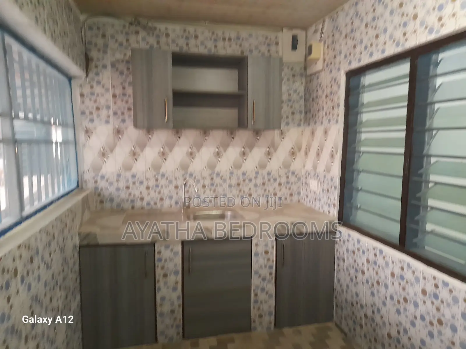 1bdrm Apartment in Bushroad, New Town for rent