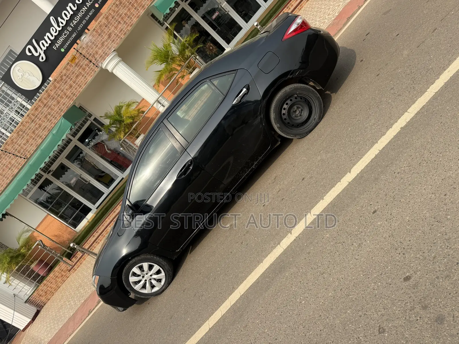 Toyota Corolla LE 4dr Sedan (1.8L 4cyl CVT) 2016 Red