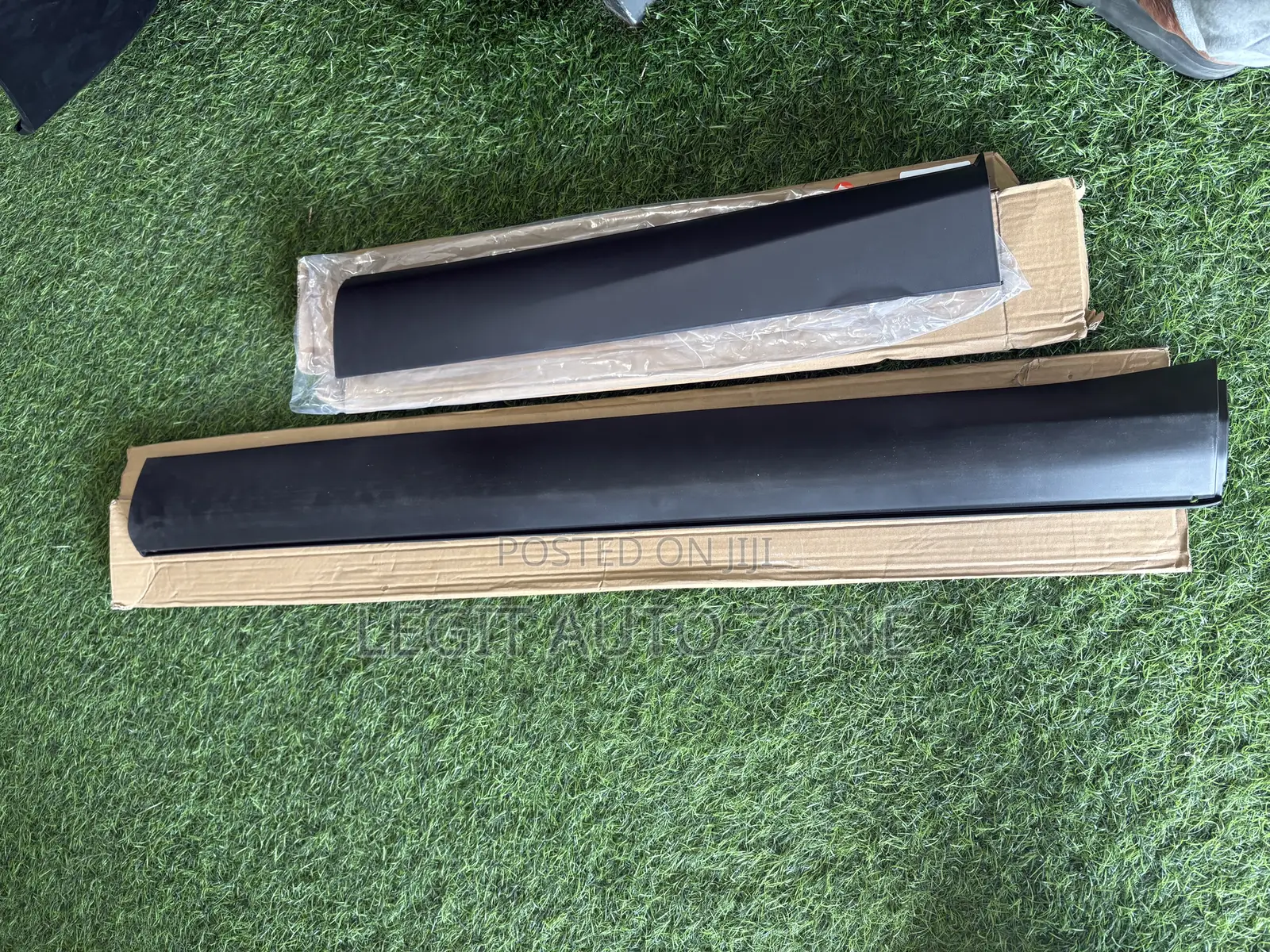 Mitsubishi Outlander 2022,2023,2024, Door Moulding Available