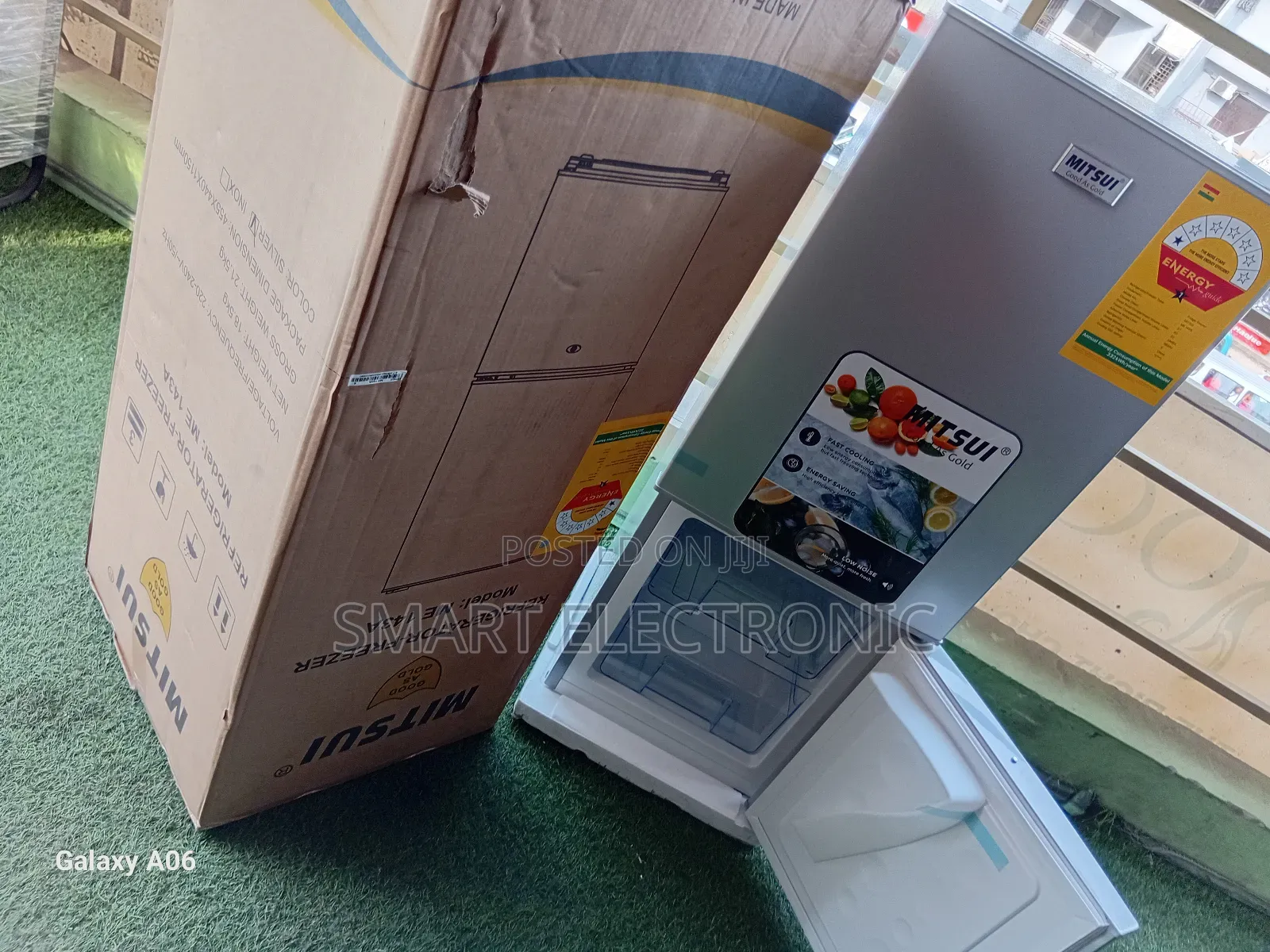 Mitsui 94l Mini Fridge – Space Saving Mitsui Refrigerator