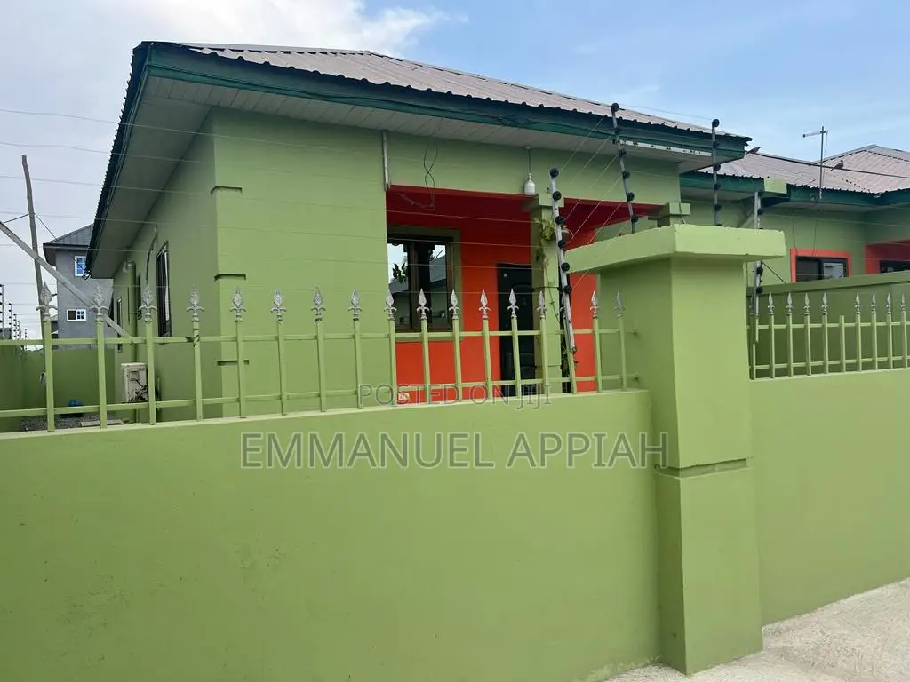 10bdrm Apartment in Kasoa Chrispo City for sale